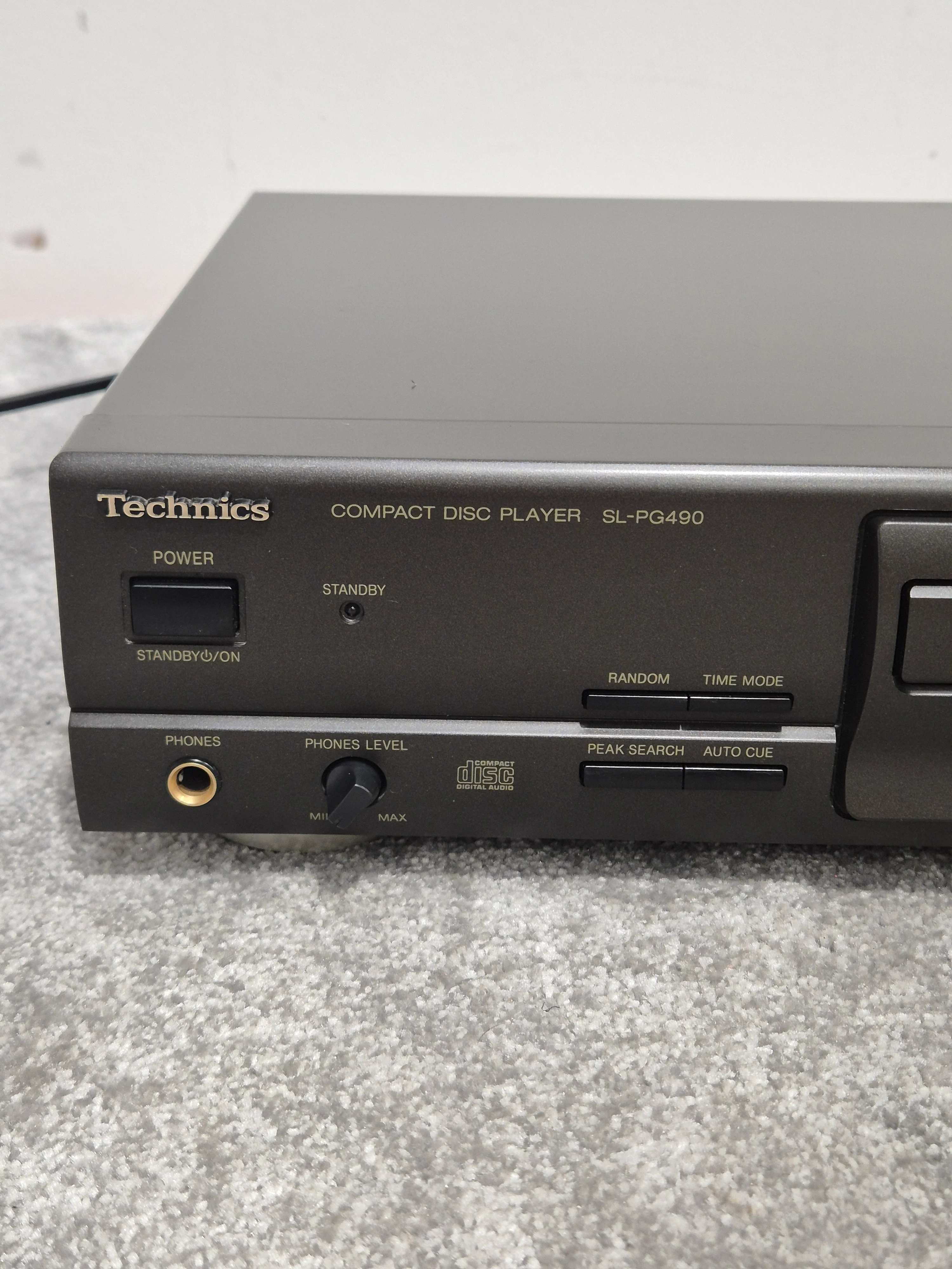 Technics SL-PG490 - CD Player - Spares or Repair - Image 2