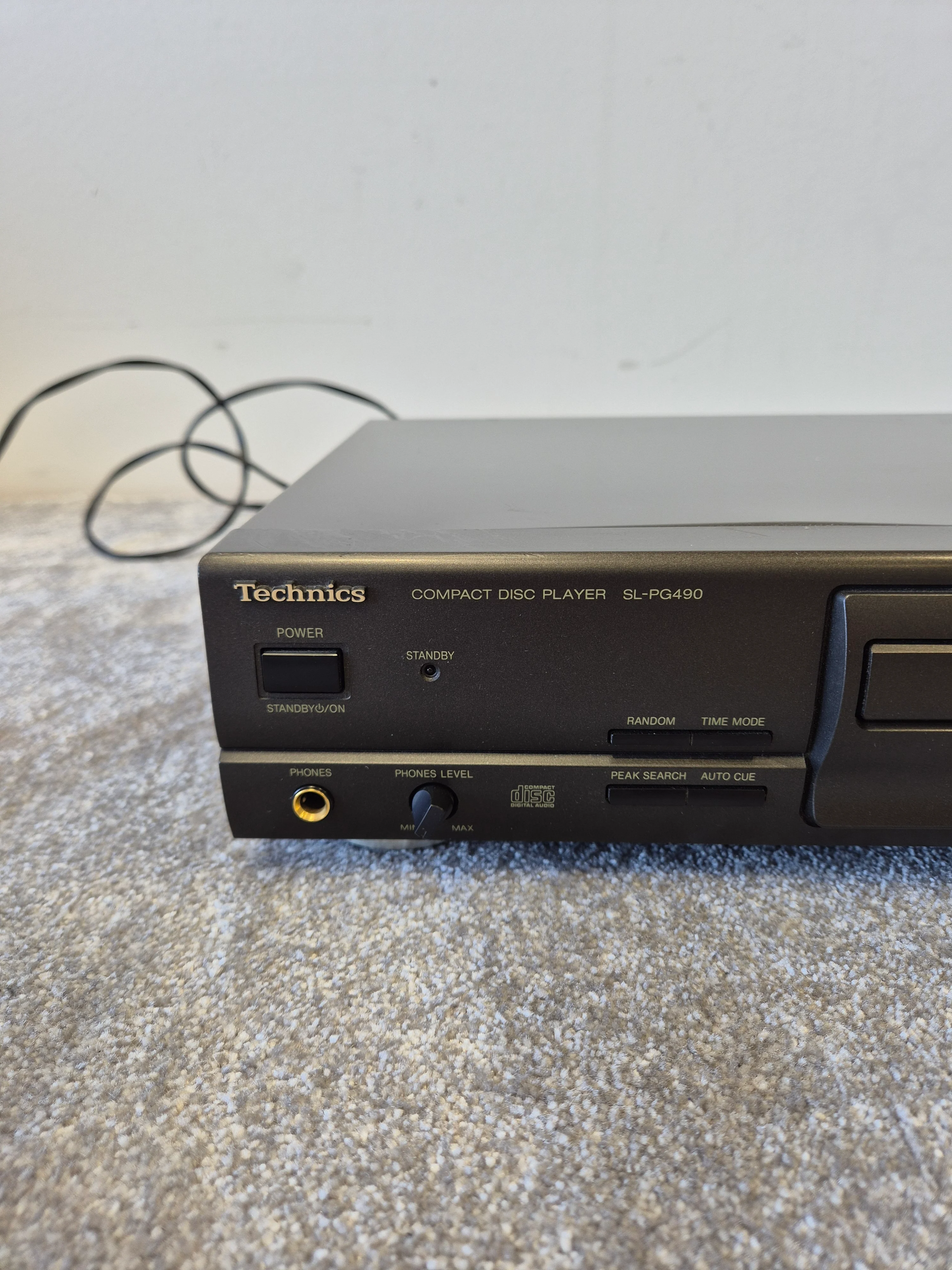 Technics SL-PG490 - Stereo Hi-Fi CD Player - Black - Image 3