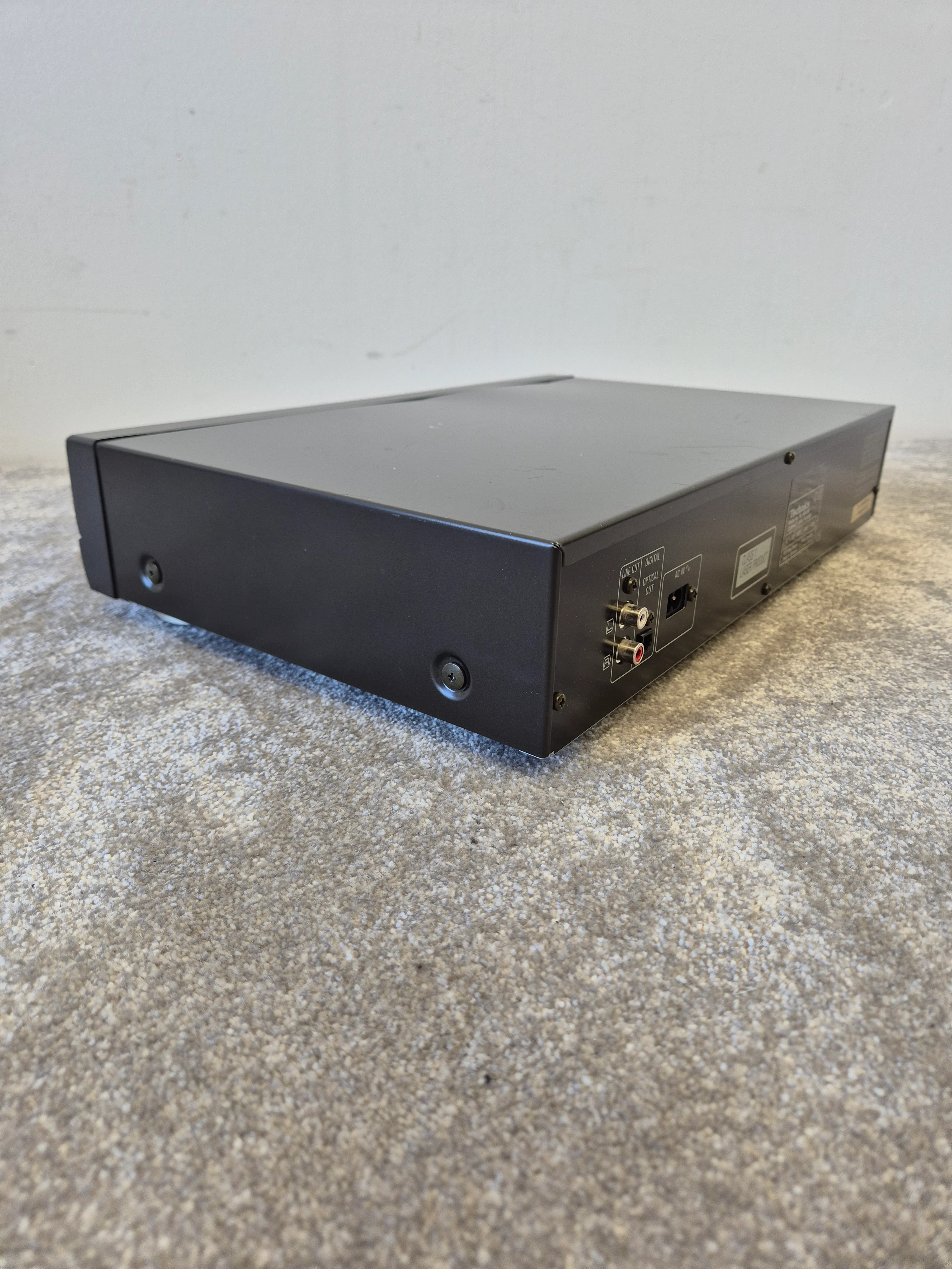 Technics SL-PG490 - Stereo Hi-Fi CD Player - Black - Image 9