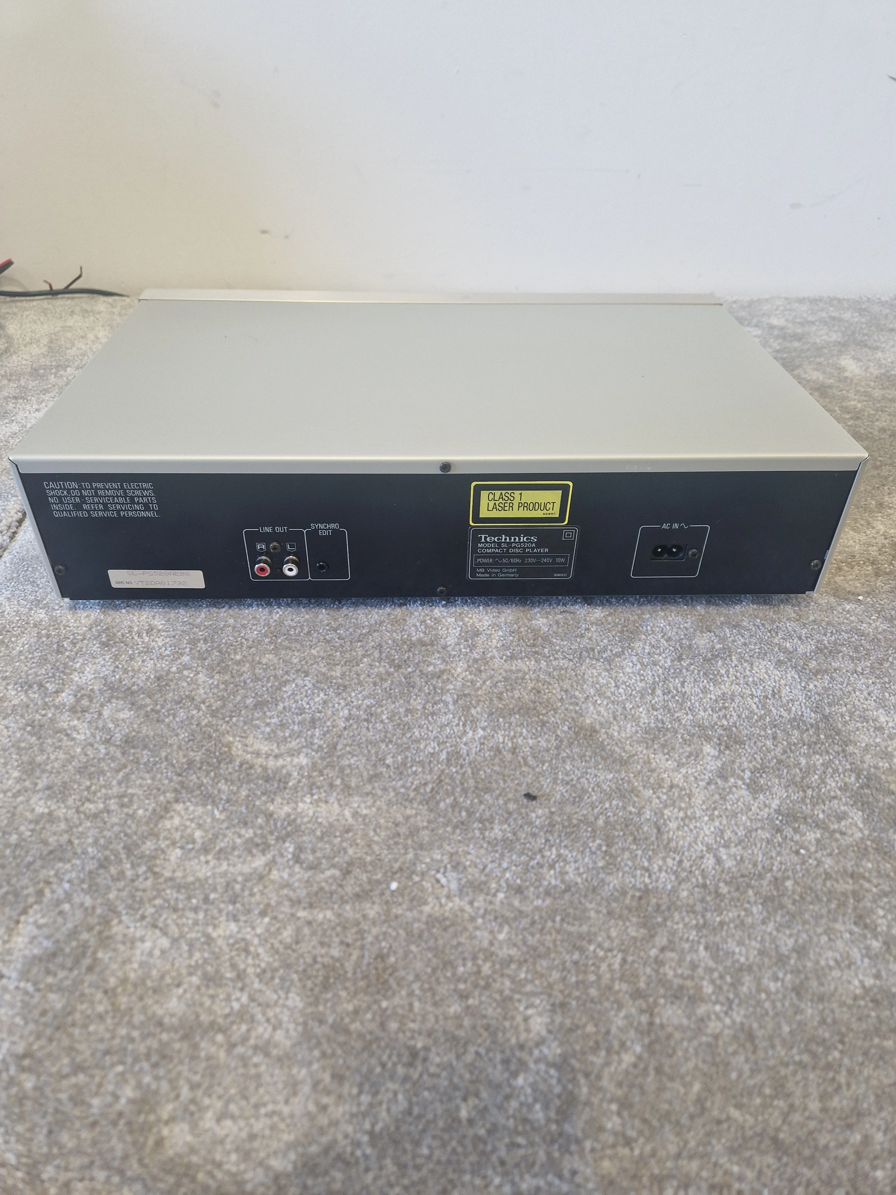Technics SL-PG520A CD Player – High-Quality Audio w/ Original Box - Very Good - Image 4