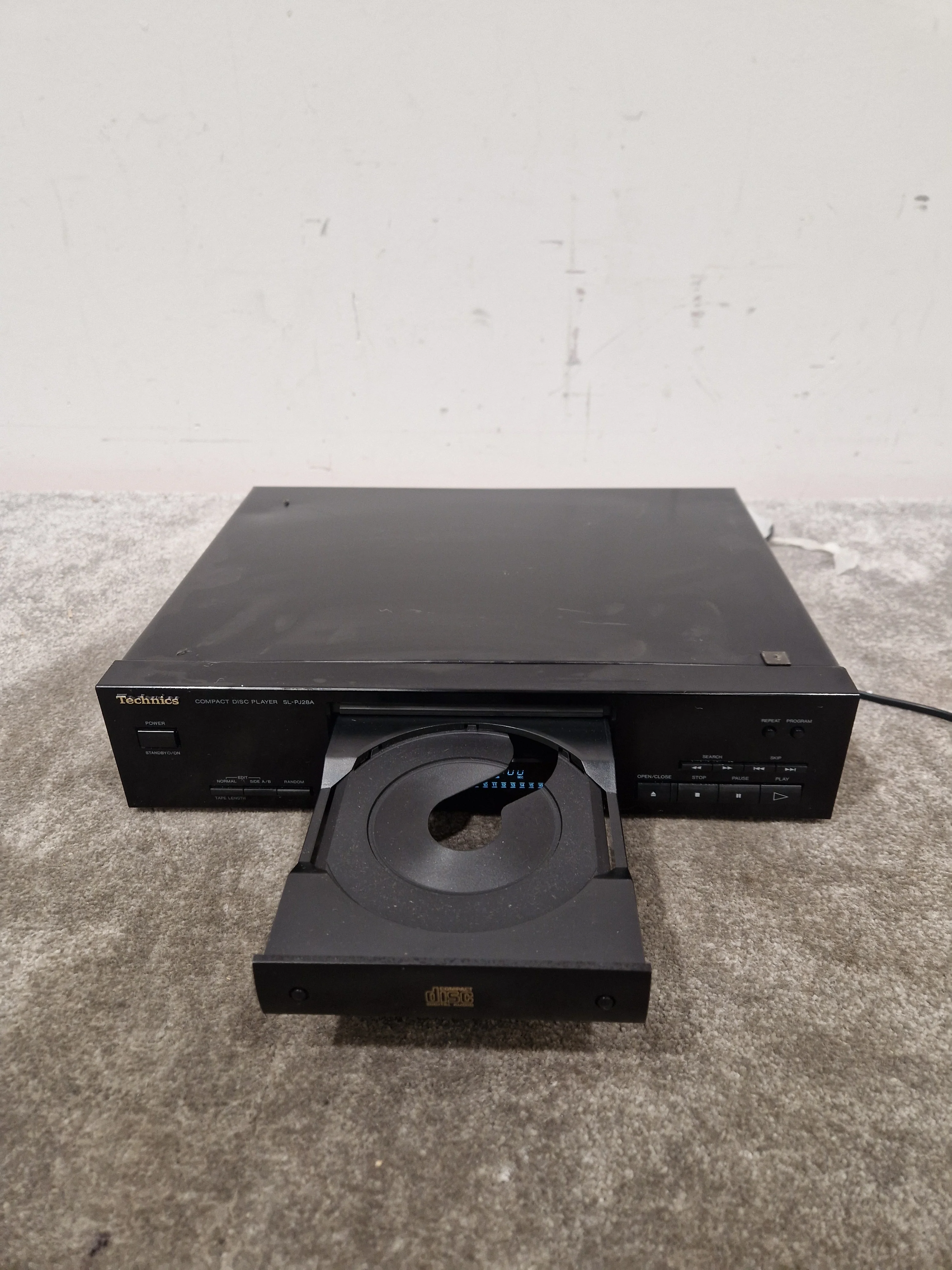 Technics SL-PJ28A CD Player - Manual Disc Tray - Fair - Image 14