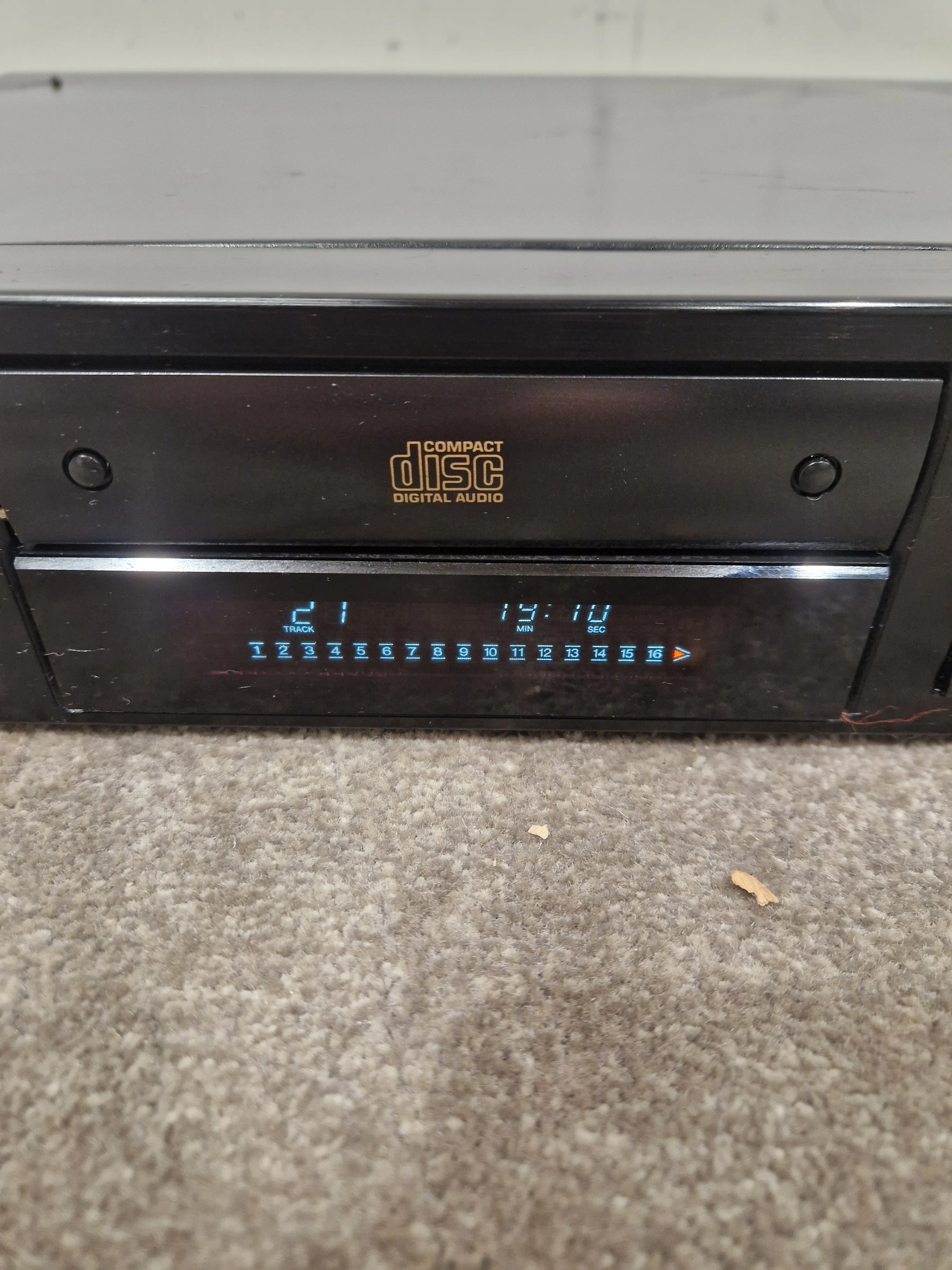 Technics SL-PJ28A CD Player - Manual Disc Tray - Fair - Image 17