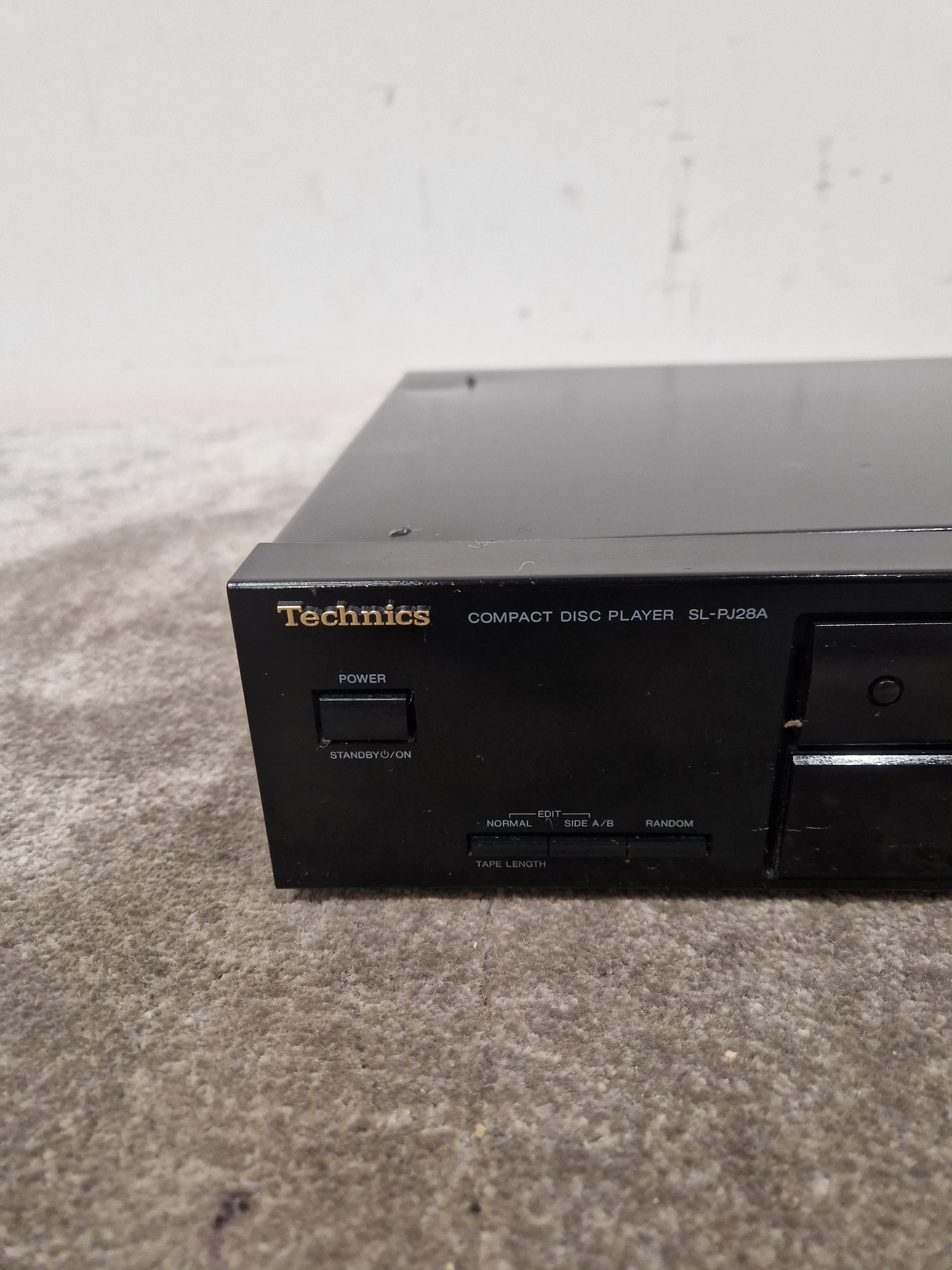 Technics SL-PJ28A CD Player - Manual Disc Tray - Fair - Image 5