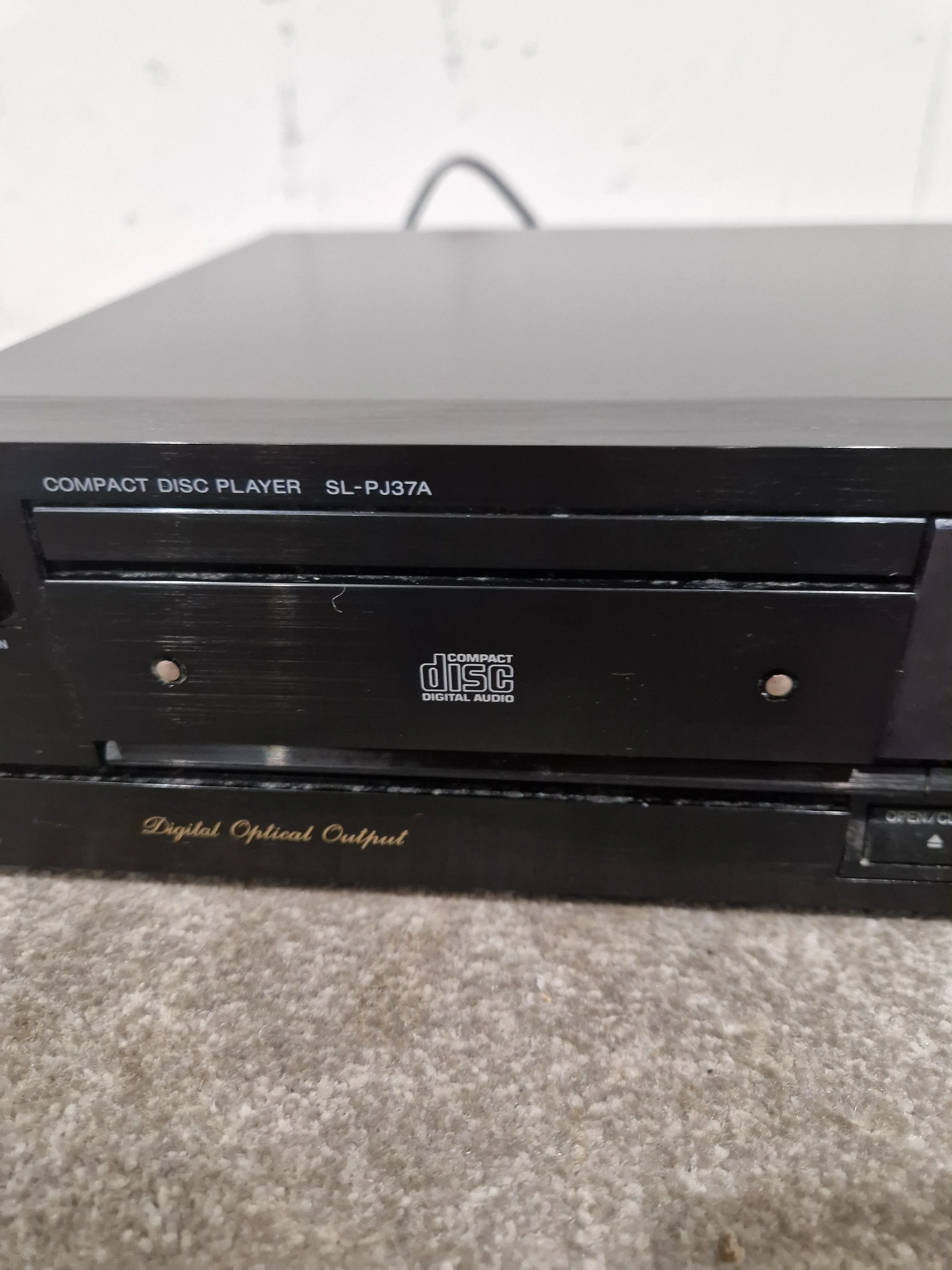 Technics SL-PJ37A - CD Player - Black - Spares or Repair - Image 2
