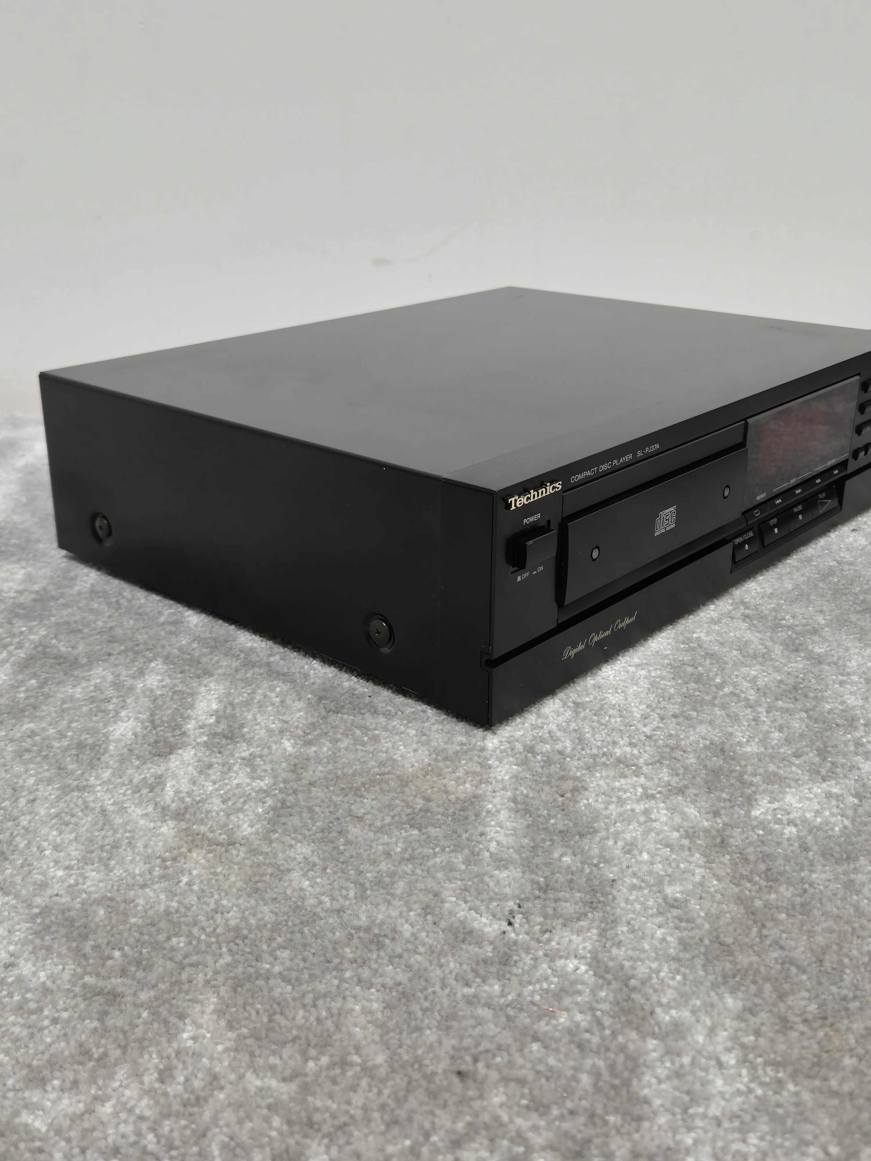 Technics SL-PJ37A - Compact Disc Player - Excellent - Image 4