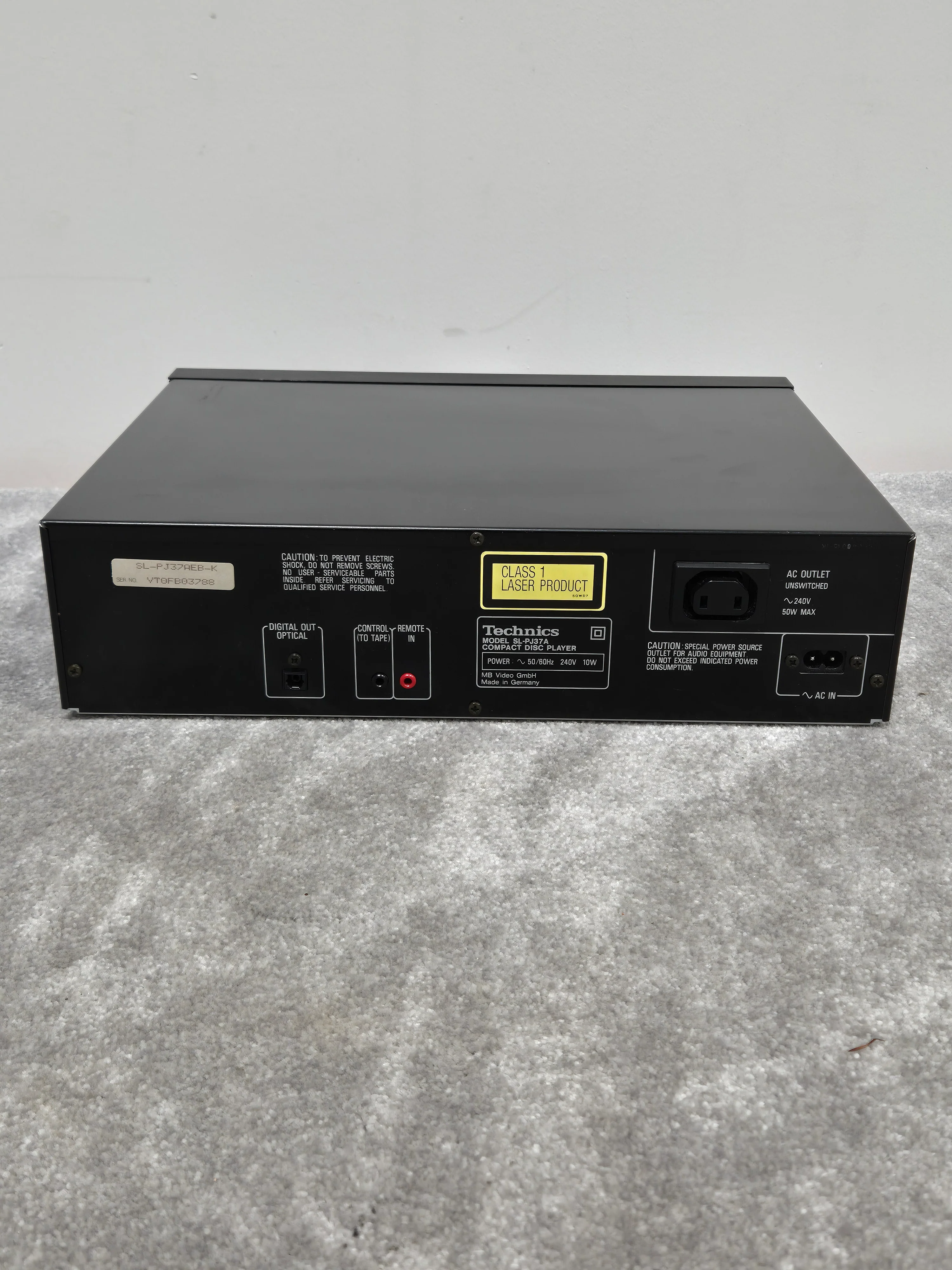 Technics SL-PJ37A - Compact Disc Player - Excellent - Image 6