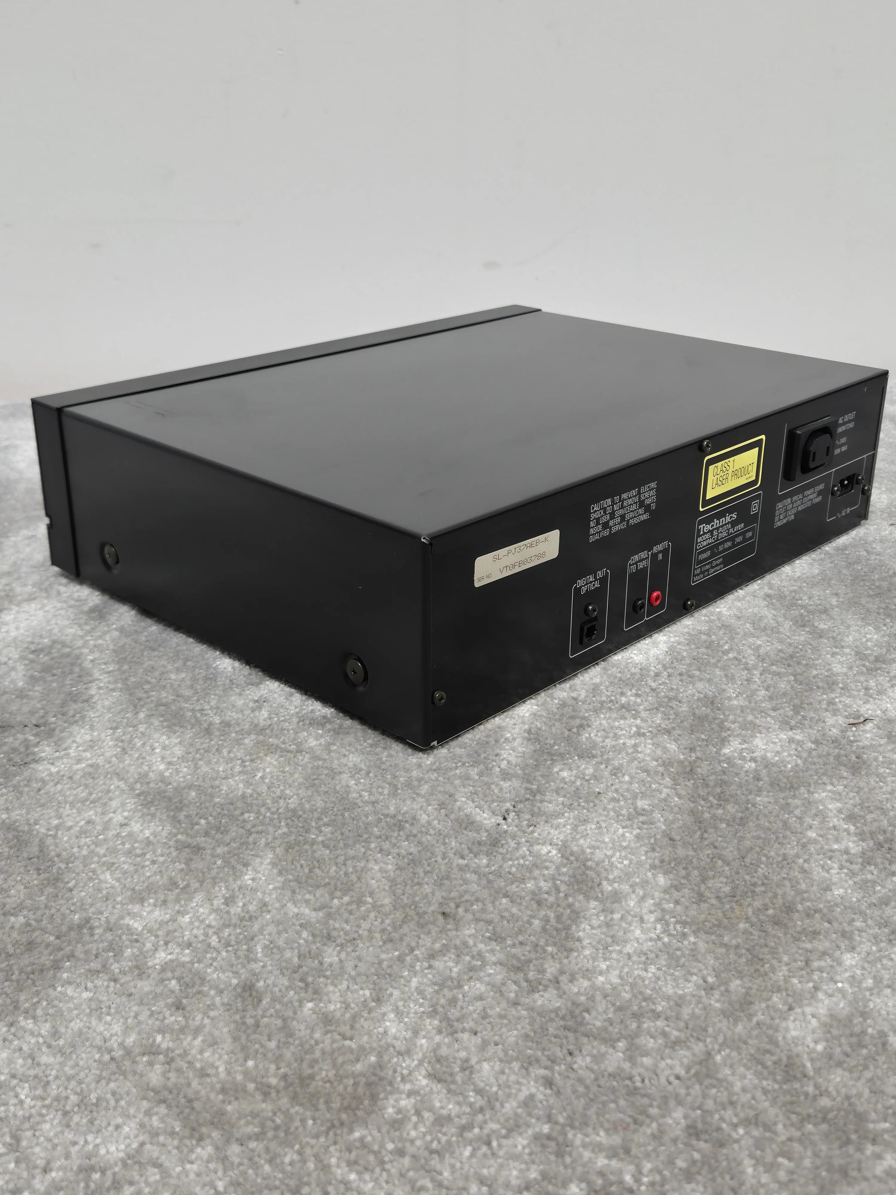 Technics SL-PJ37A - Compact Disc Player - Excellent - Image 7