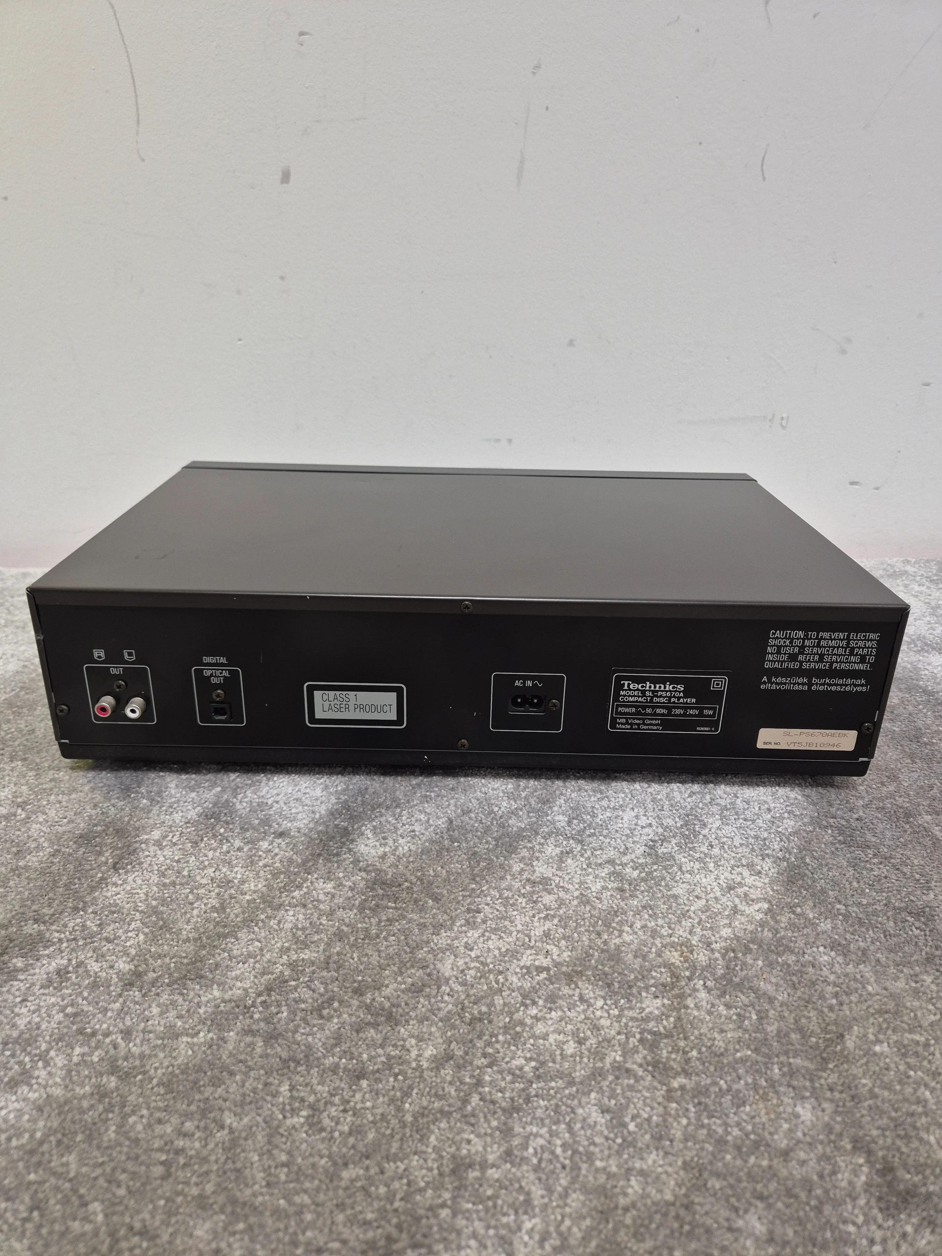 Technics SL-PS670A - High Fidelity CD Player - Excellent - Image 7