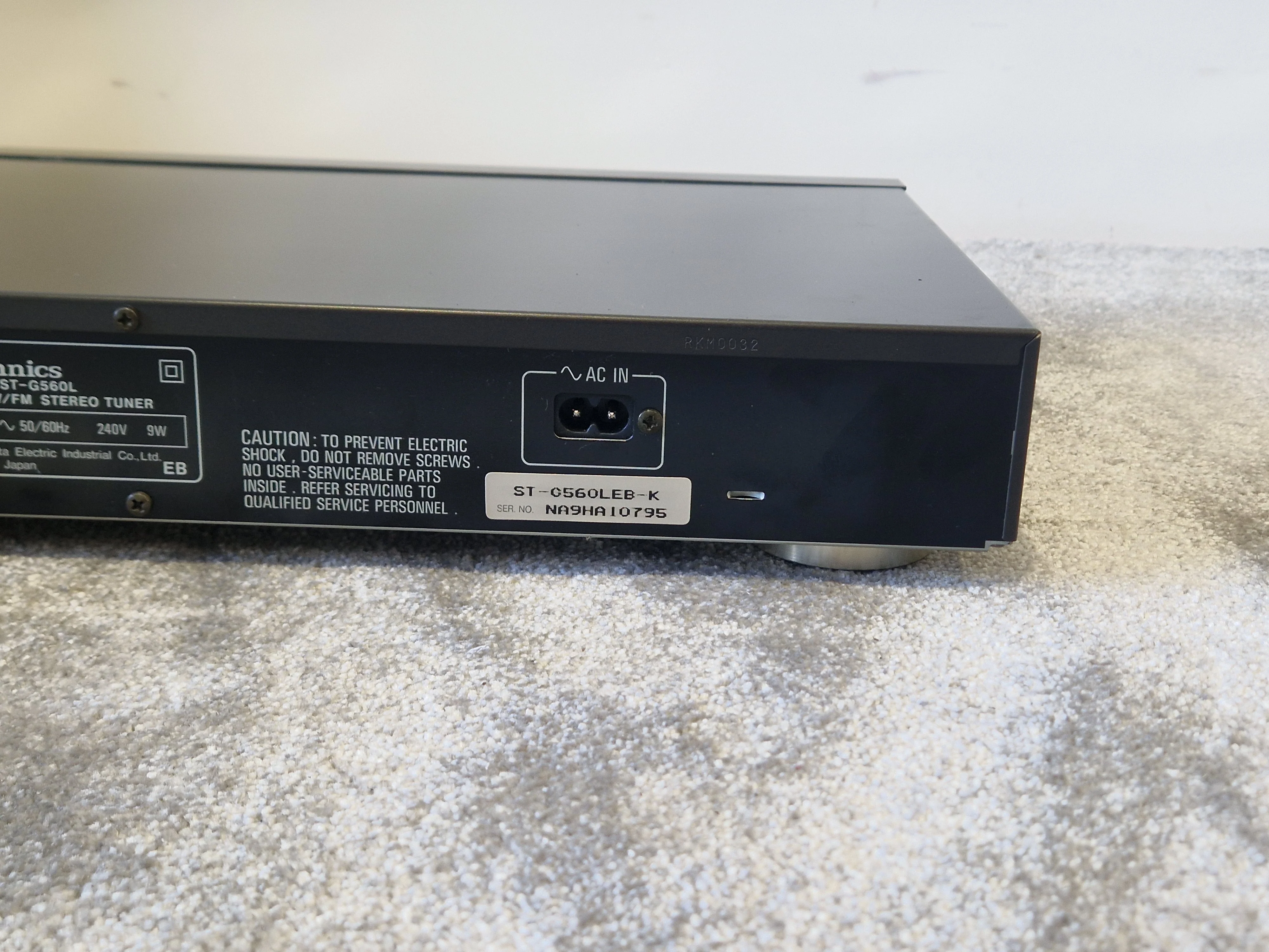 Technics ST-G560L Quartz Synthesizer LW/MW/FM Stereo Tuner – Digital Display - Excellent - Image 6