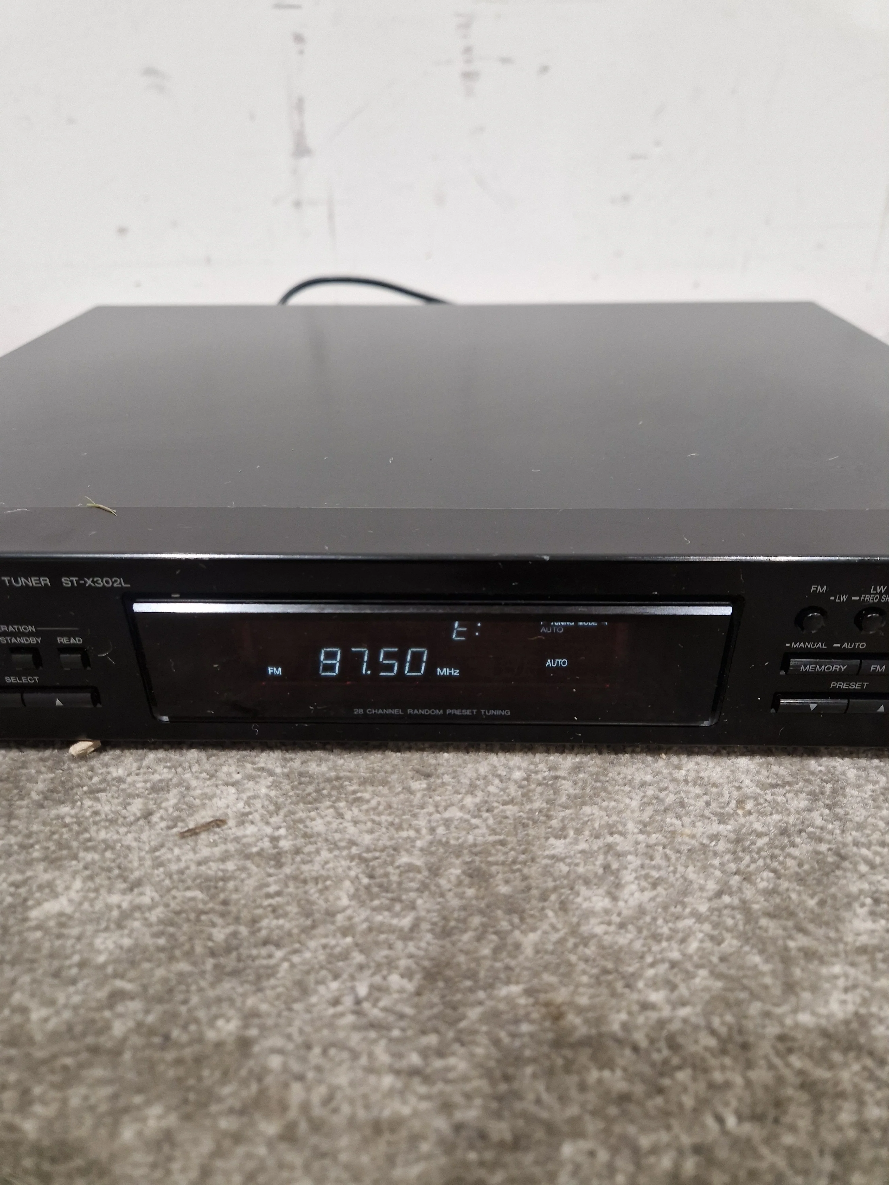 Technics ST-X302L - Stereo Synthesizer Tuner - Good - Image 12