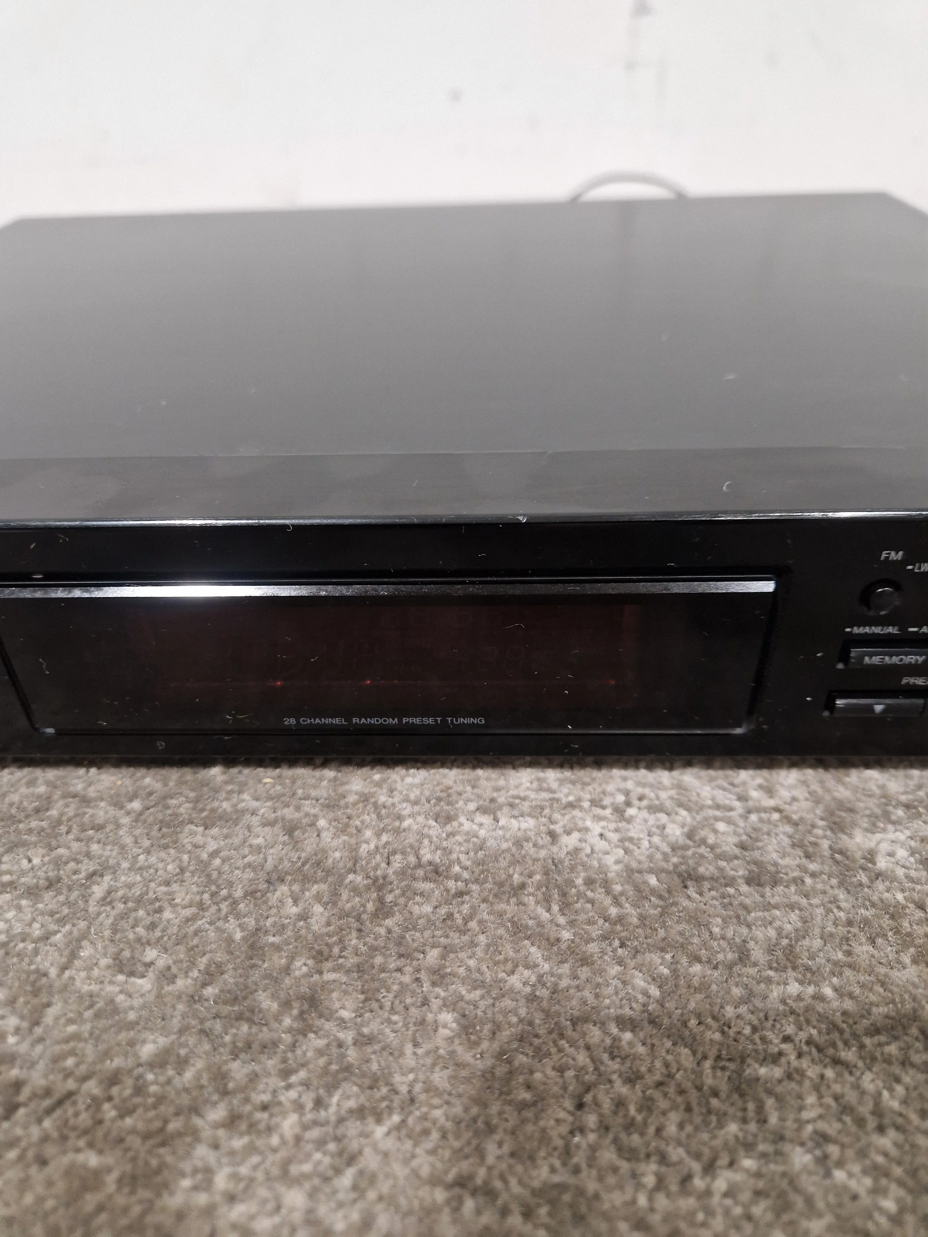 Technics ST-X302L - Stereo Synthesizer Tuner - Good - Image 4