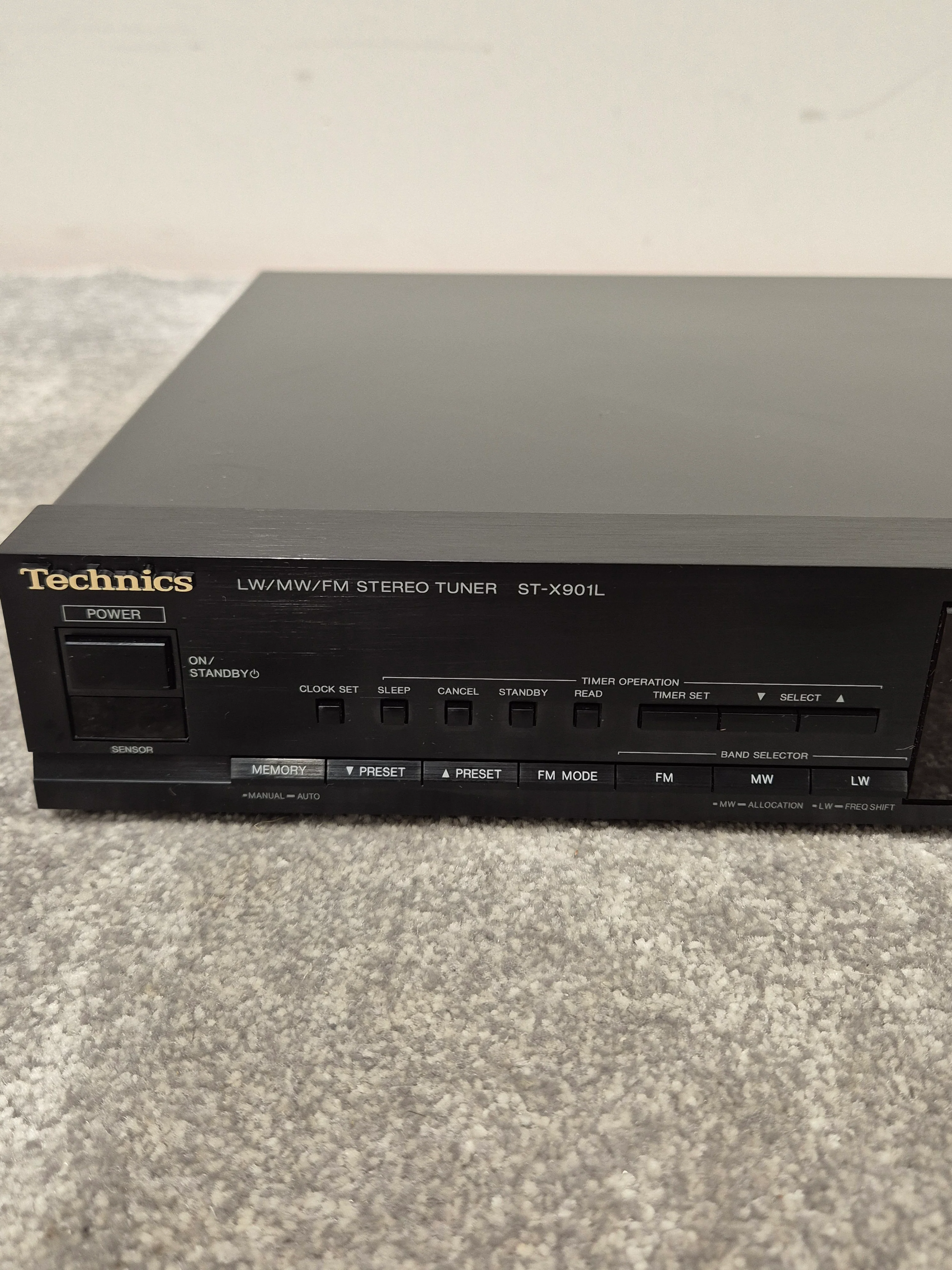 Technics ST-X901L - Audio Tuner - Excellent - Image 3