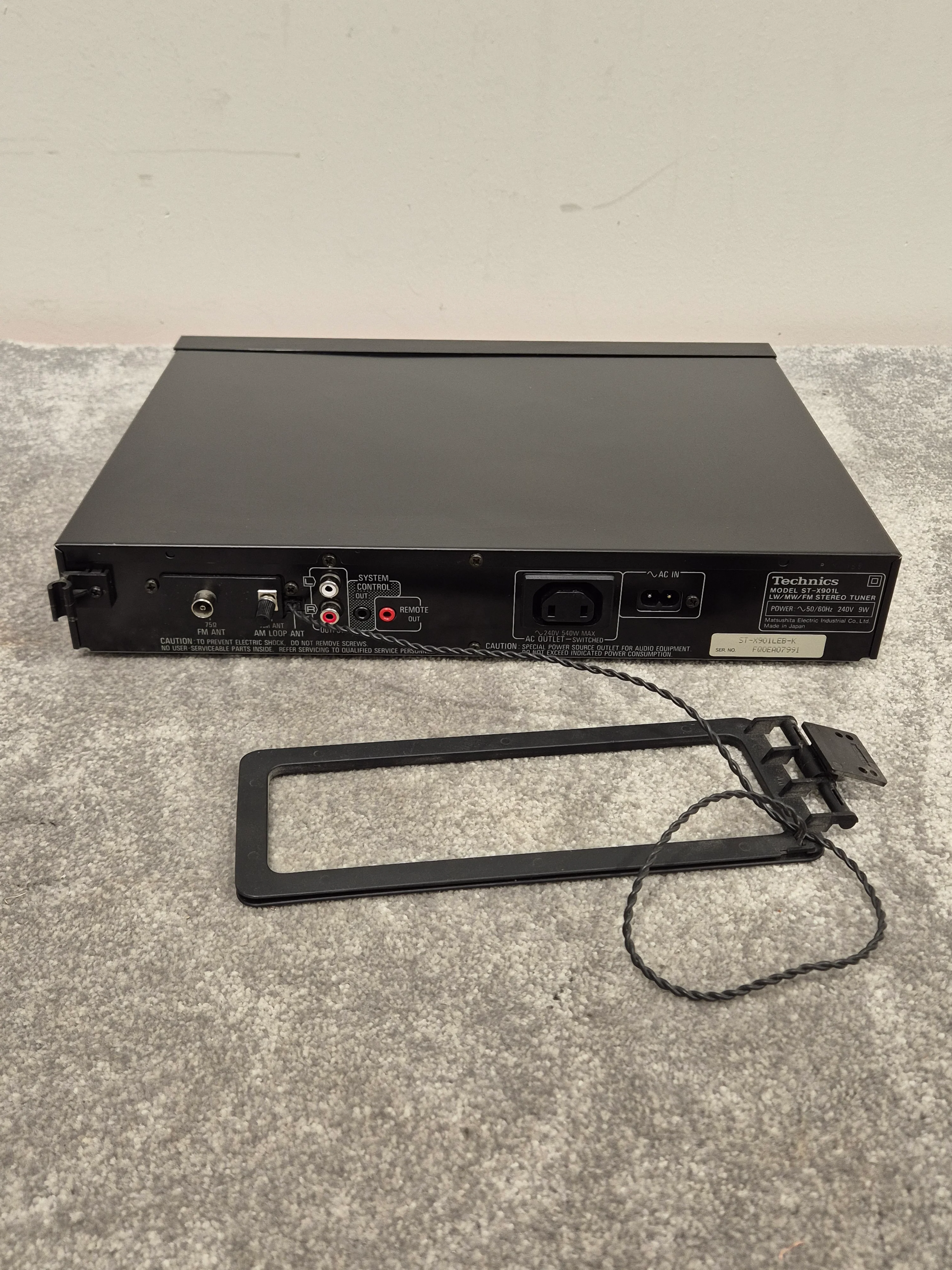 Technics ST-X901L - Audio Tuner - Excellent - Image 6