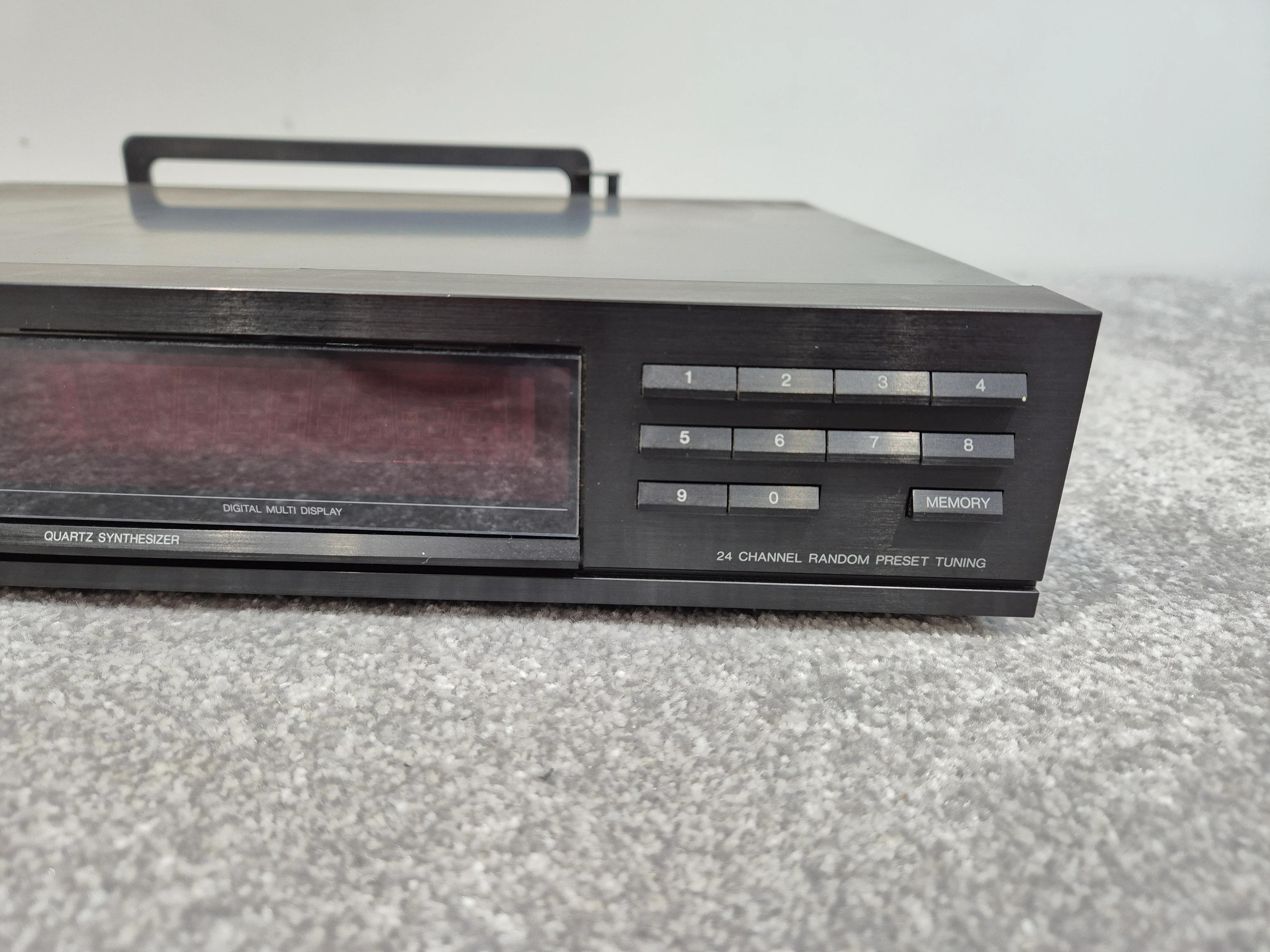 Technics ST-X933L - Quartz Synthesizer AM/FM Stereo Tuner - Image 2