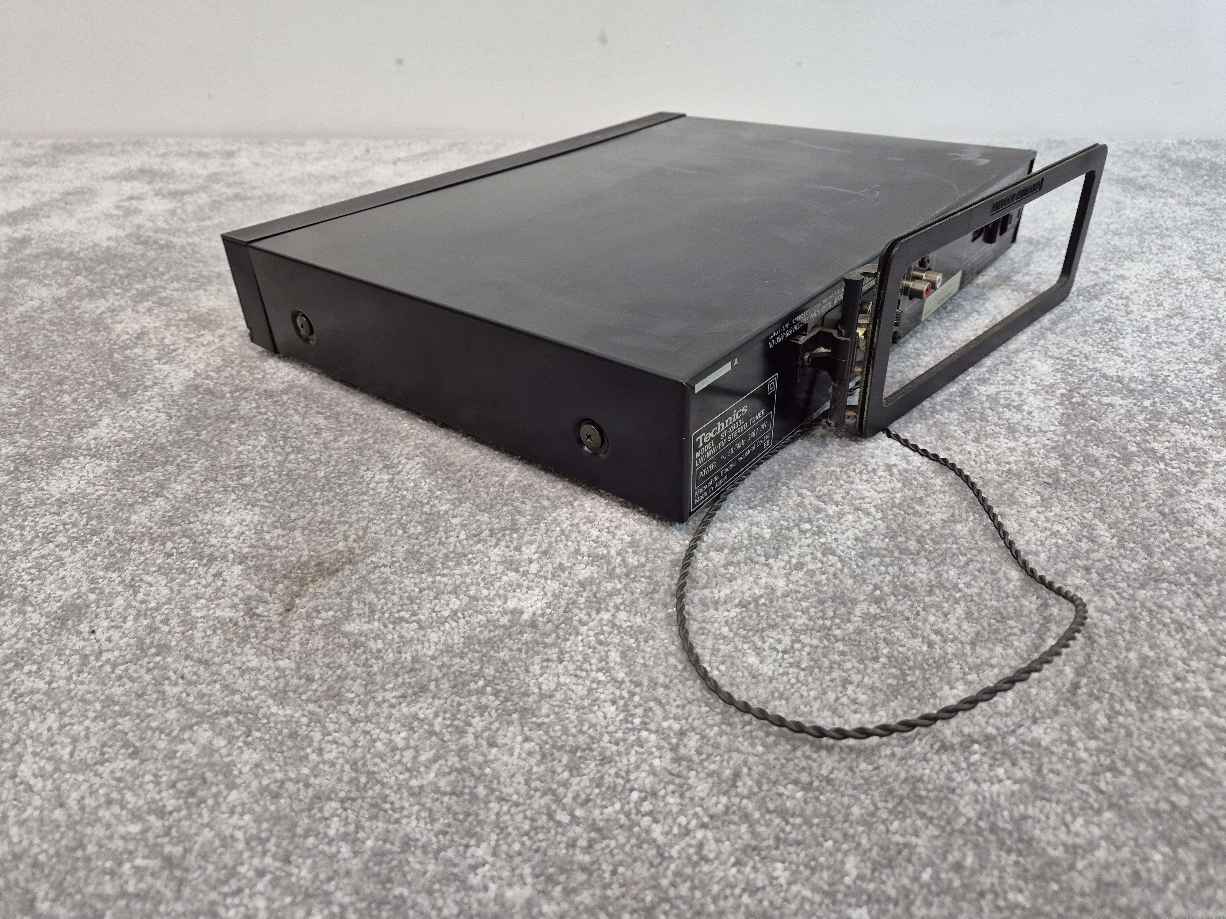 Technics ST-X933L - Quartz Synthesizer AM/FM Stereo Tuner - Image 7