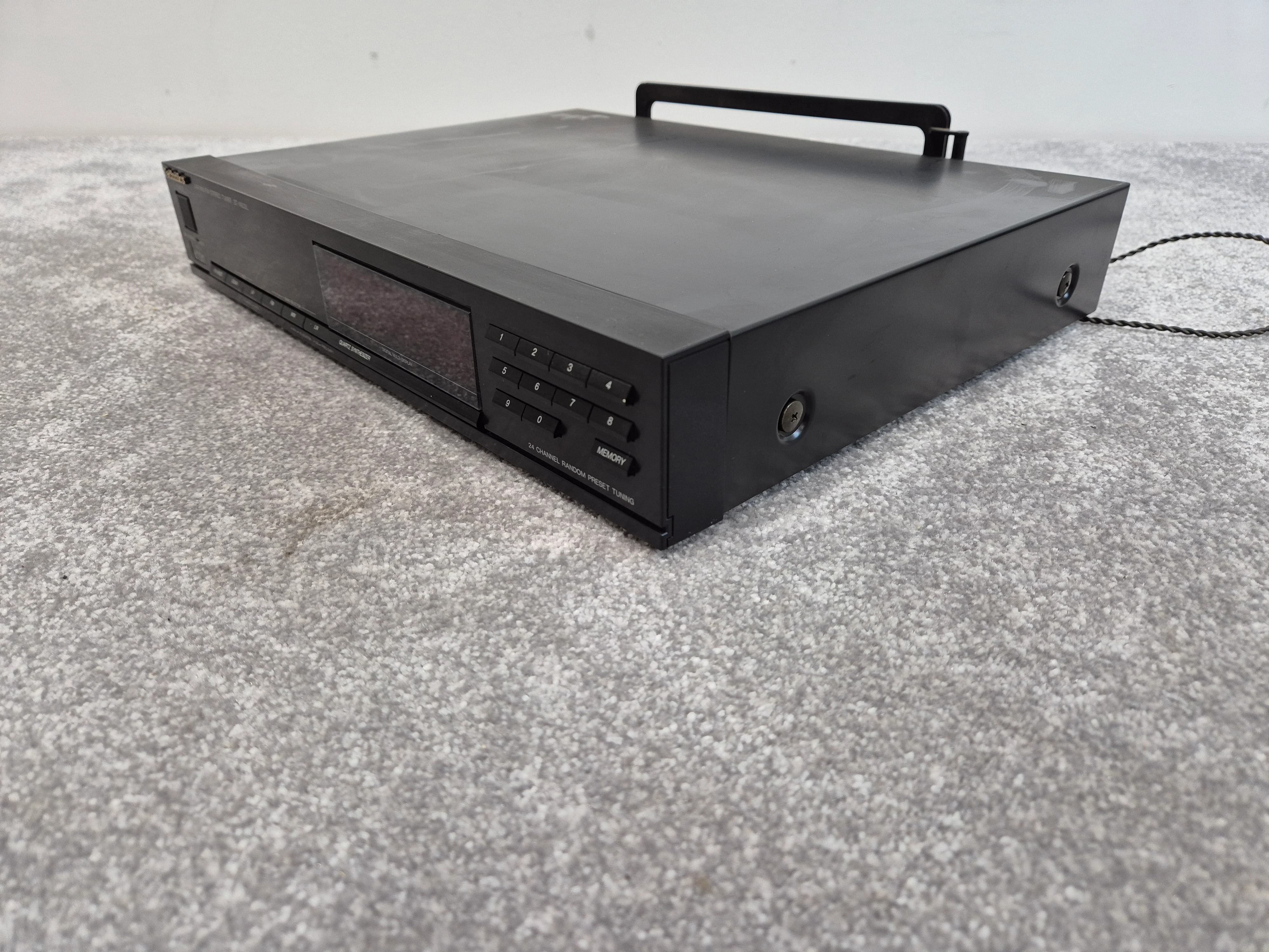 Technics ST-X933L - Quartz Synthesizer AM/FM Stereo Tuner - Image 8