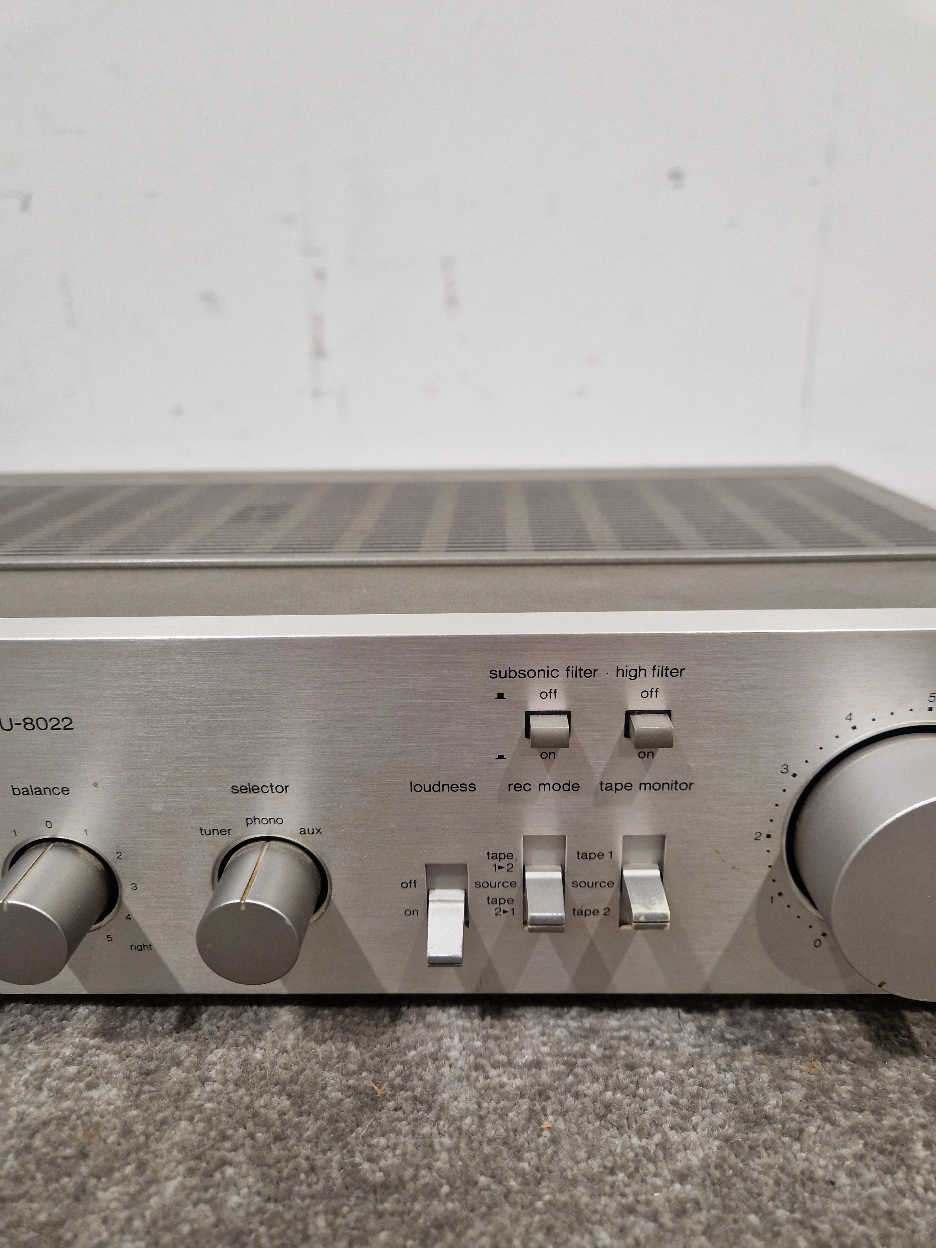 Technics SU-8022 Amplifier - High-Fidelity Sound - Excellent w/ Original Box & Power Cable - Image 3