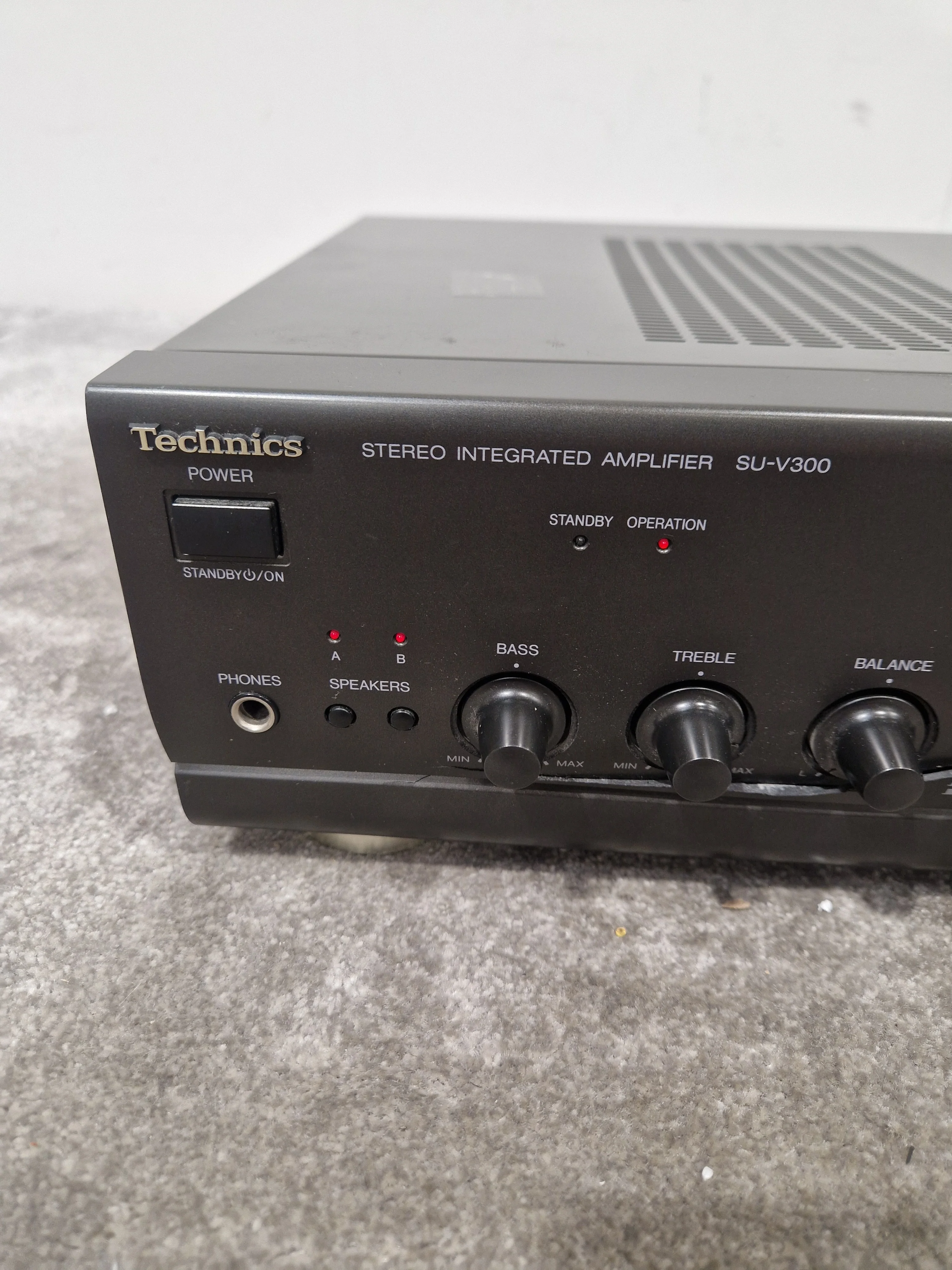 Technics SU-V300 - Stereo Integrated Amplifier, 2x30W - Spares or Repair - Image 5