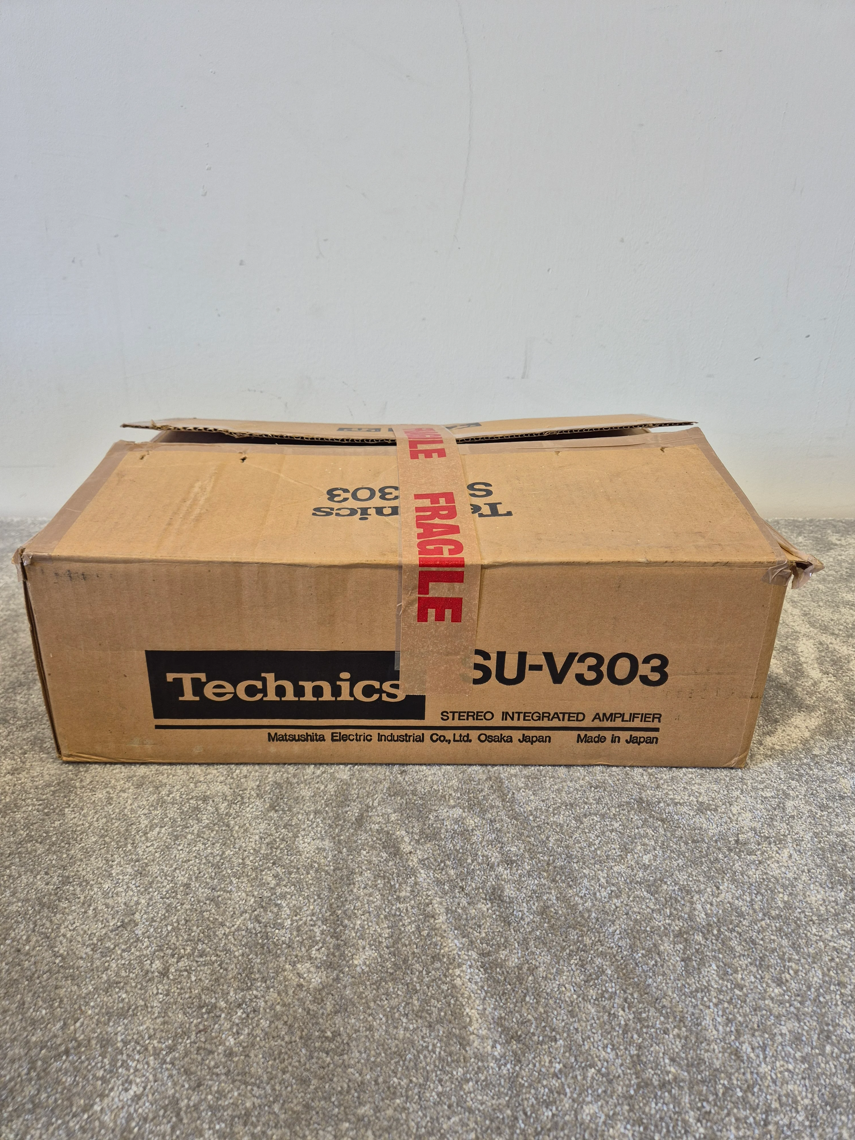 Technics SU-V303 Stereo Integrated Amplifier  w/ Original Box – Very Good - Image 2