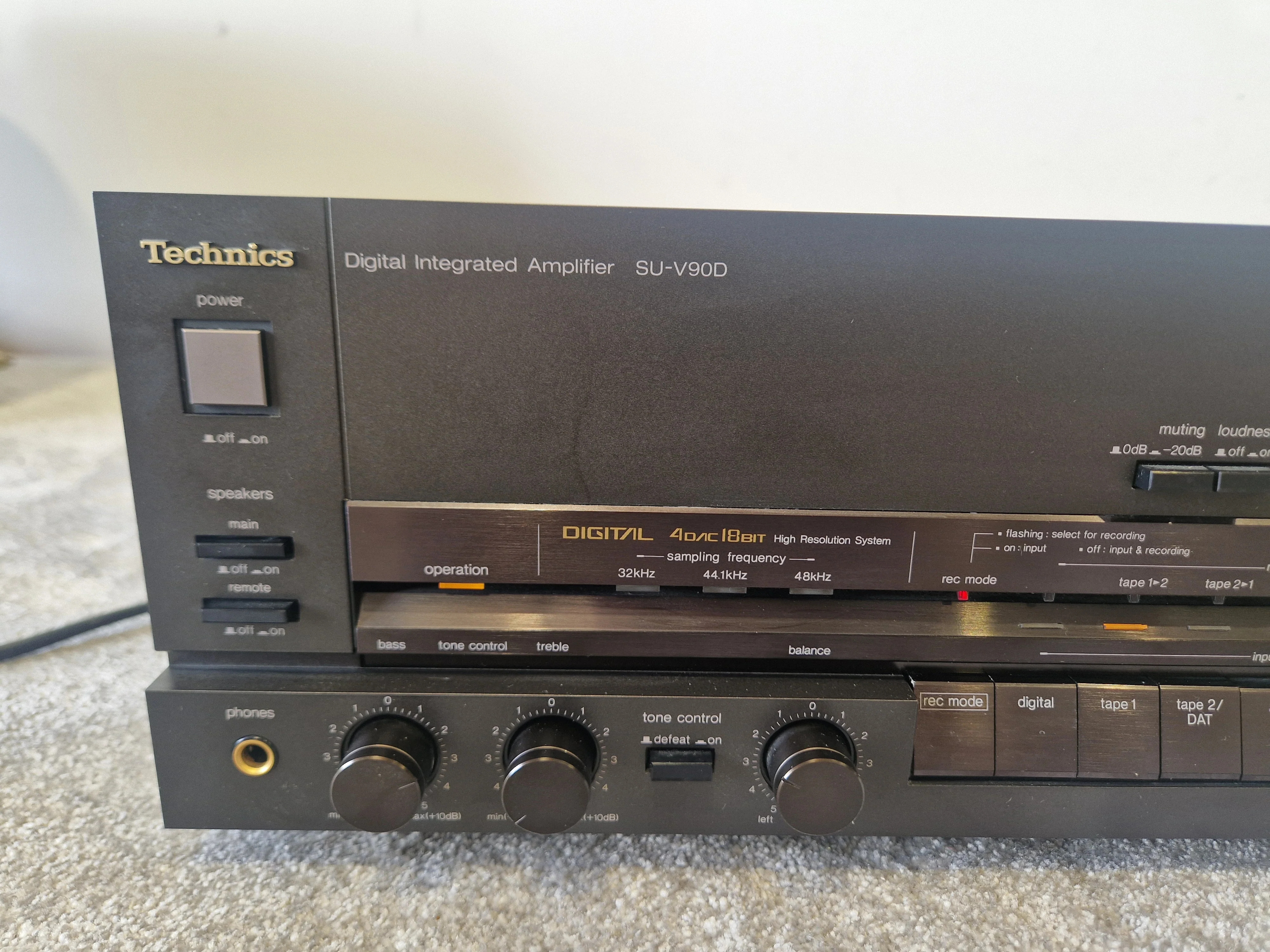 Technics SU-V90D Digital Integrated Amplifier – Class AA, 100W/Channel, Optical - Excellent - Image 2