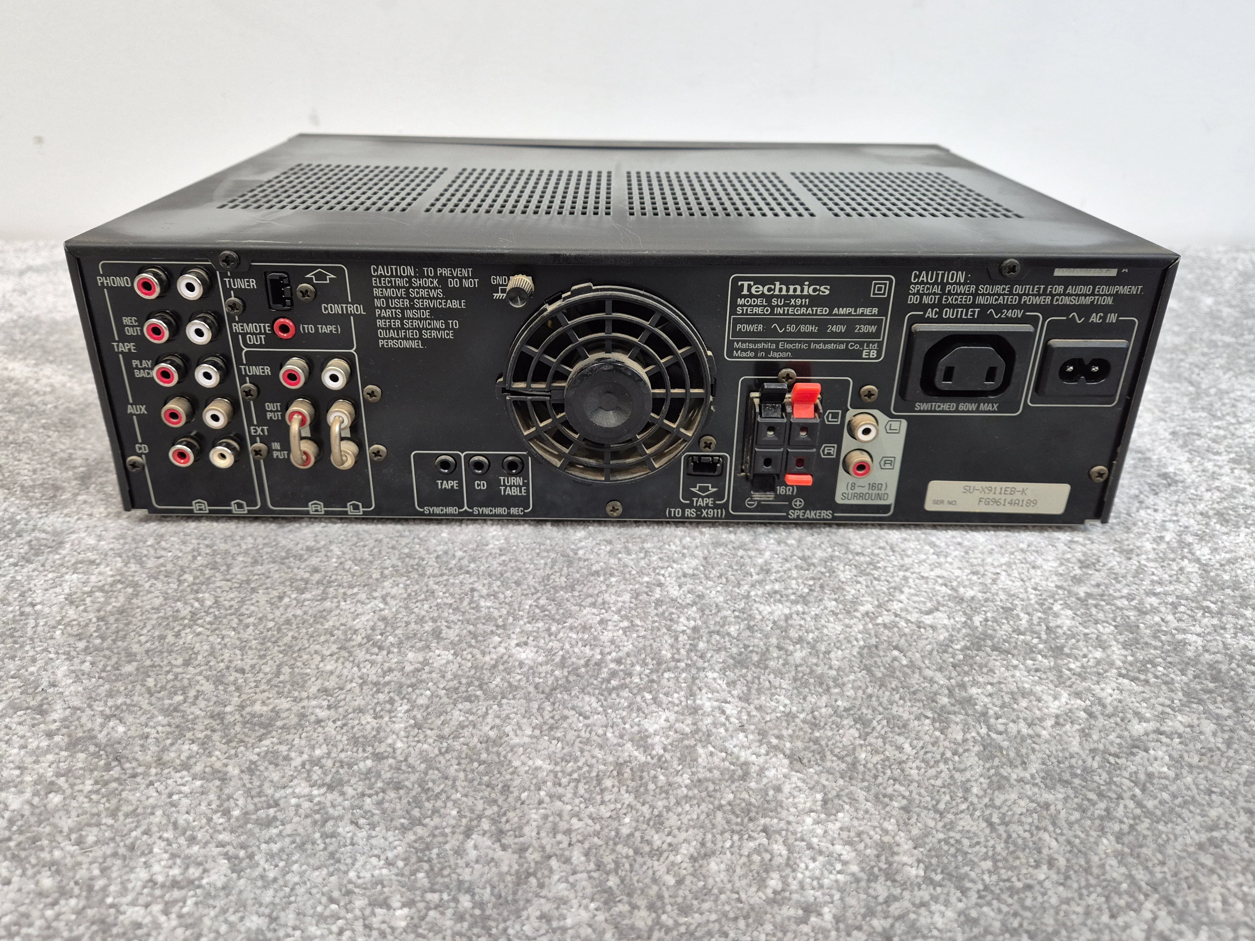 Technics SU-X911 - Stereo Integrated Amplifier w/ Remote Control - Image 4
