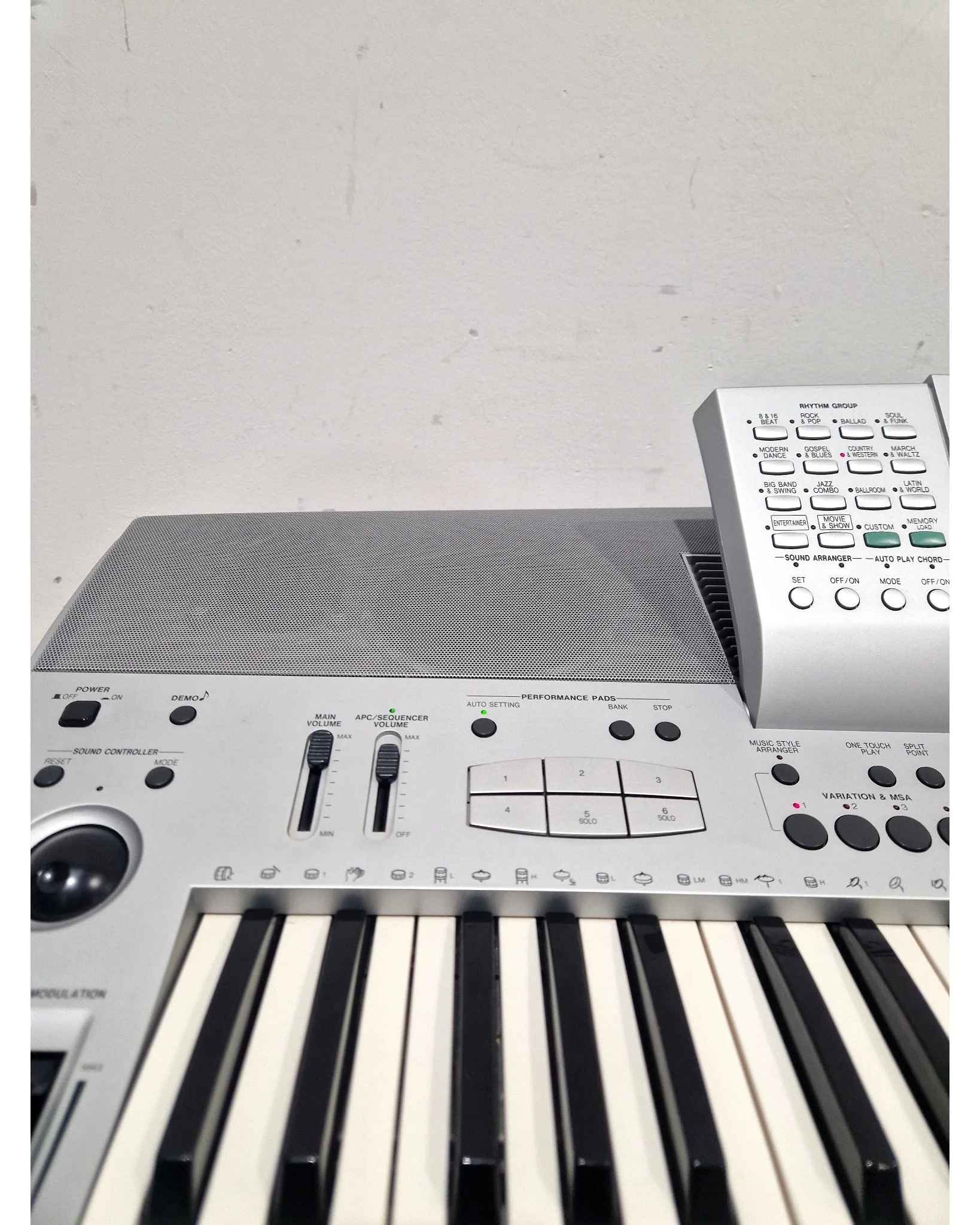 Technics SX-KN6500 - Keyboard - Silver - Excellent w/ Power Supply, Manuals & sustain pedal - Image 14