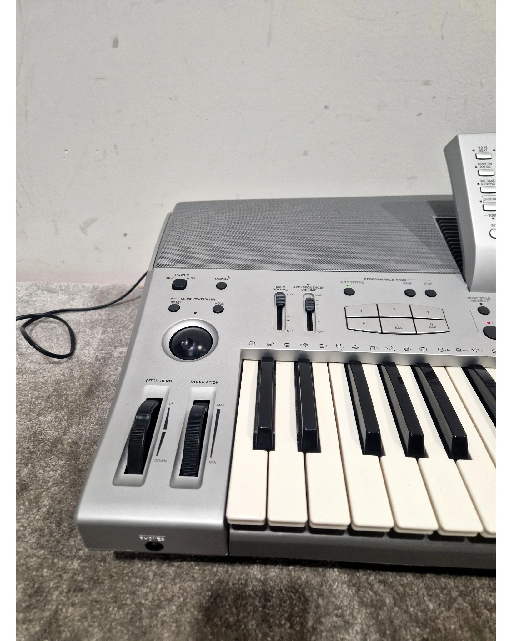 Technics SX-KN6500 - Keyboard - Silver - Excellent w/ Power Supply, Manuals & sustain pedal - Image 18