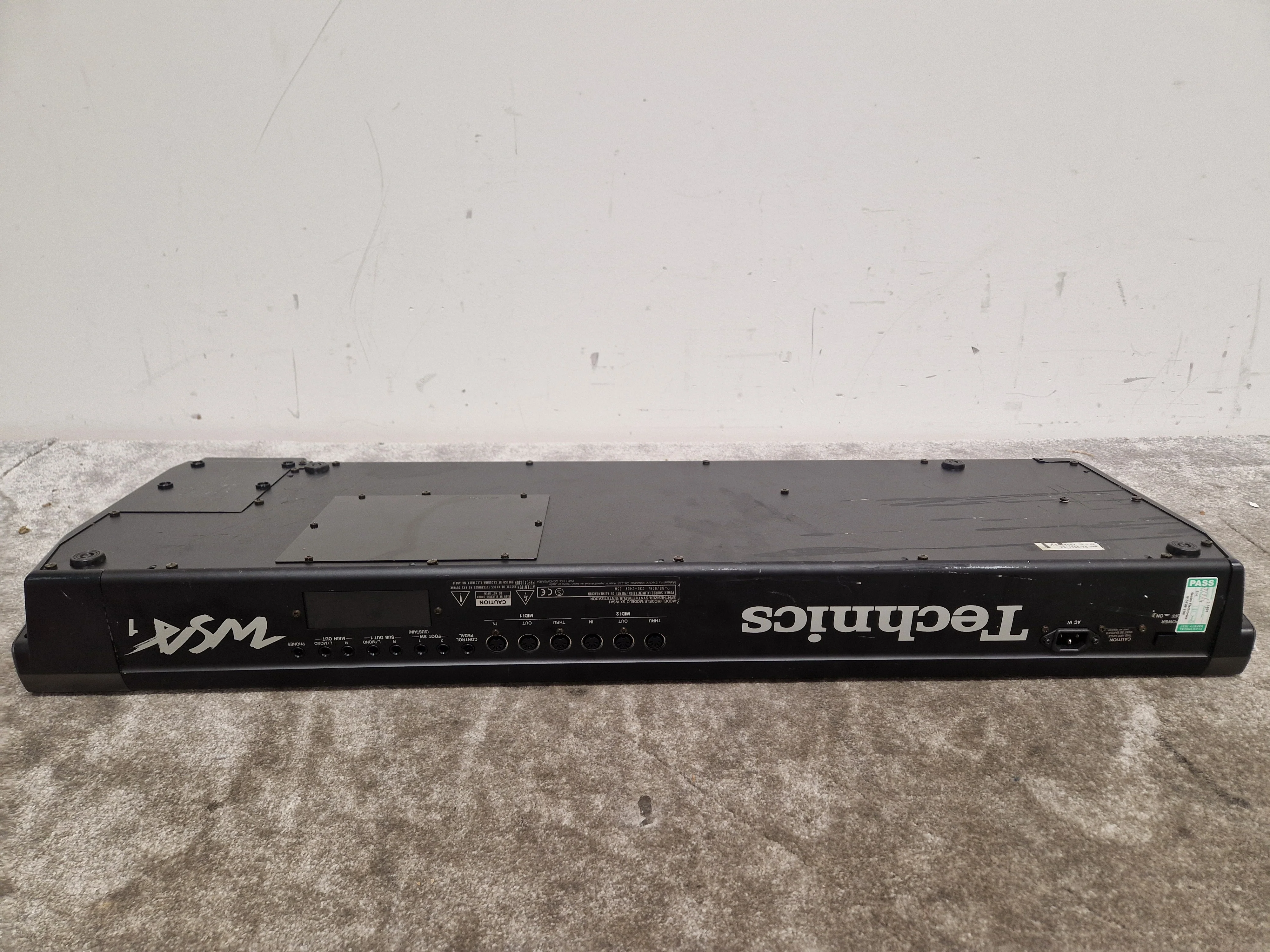 Technics WSA1 - Digital Piano/Synthesizer - Black - Good w/ Power Cable - Image 18