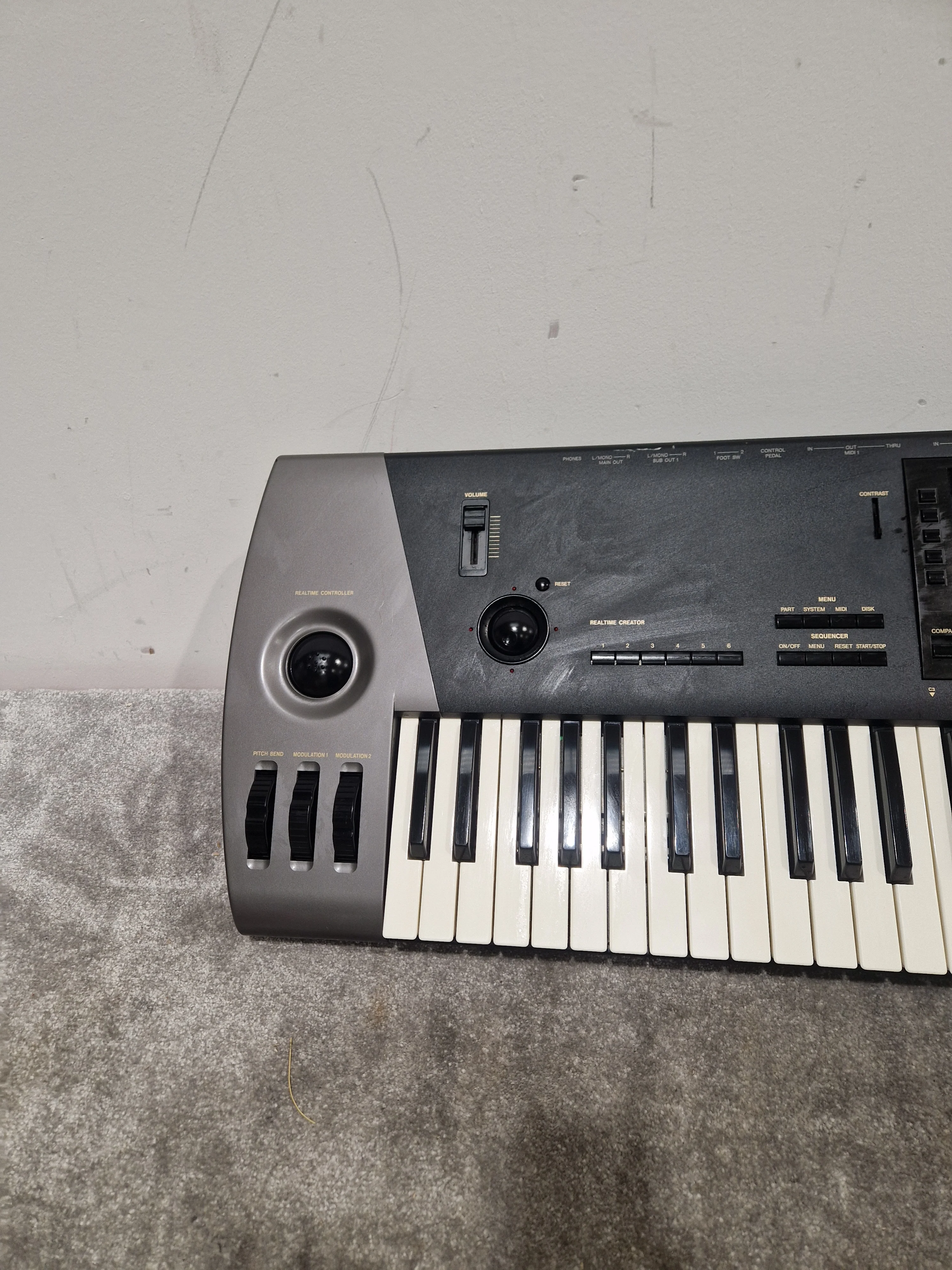 Technics WSA1 - Digital Piano/Synthesizer - Black - Good w/ Power Cable - Image 5