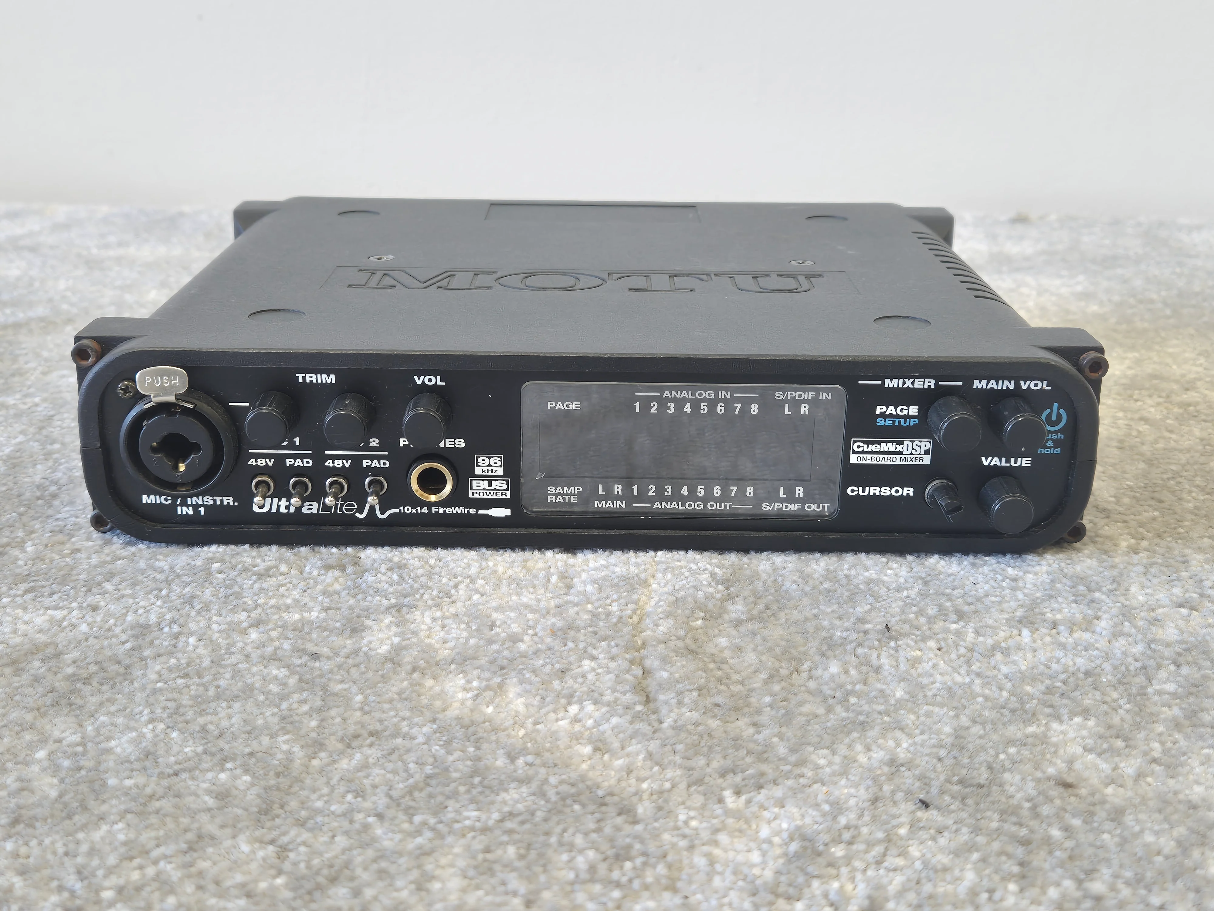 The MOTU UltraLite - Versatile Firewire Audio Interface - Image 2