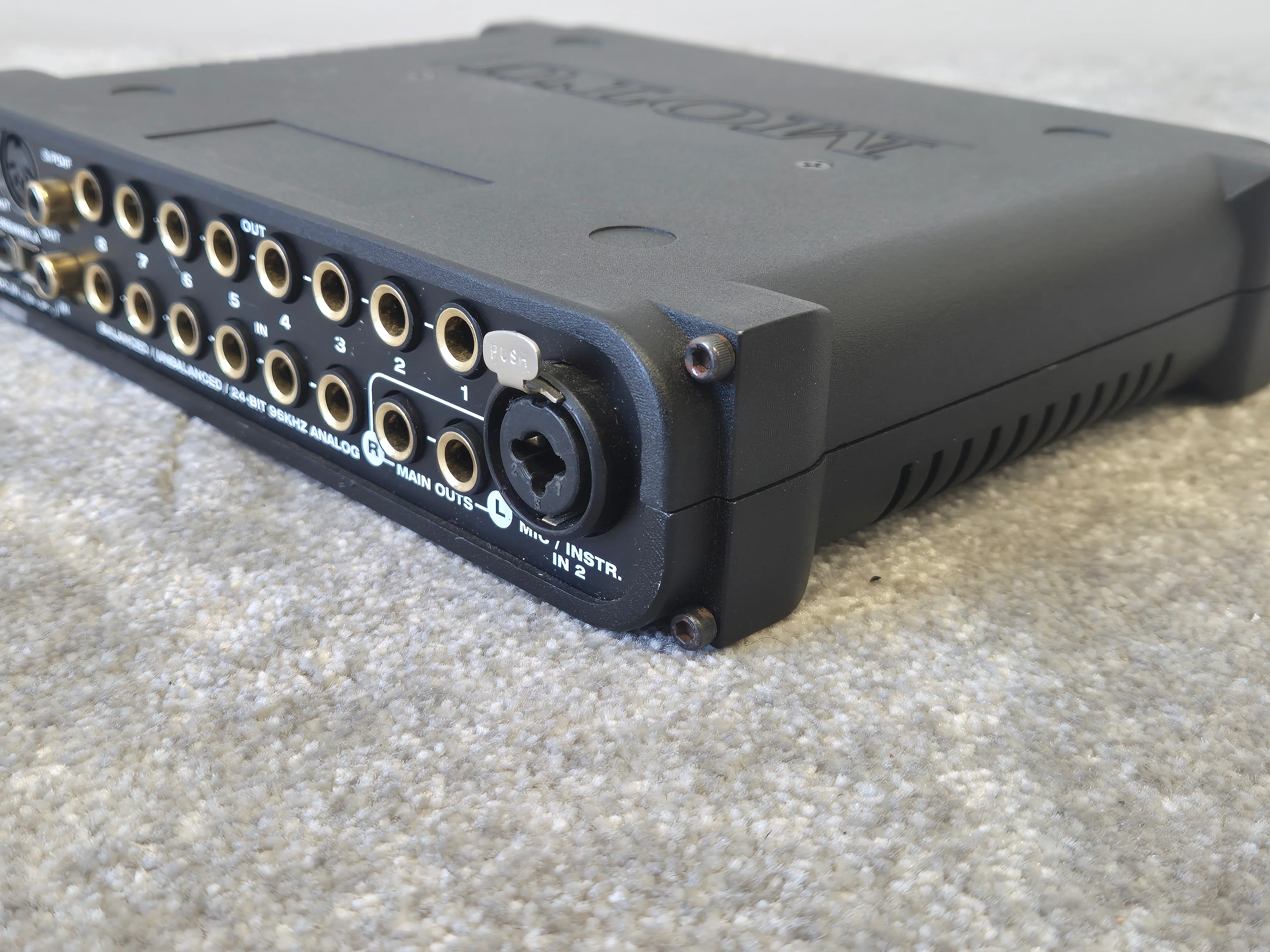 The MOTU UltraLite - Versatile Firewire Audio Interface - Image 6