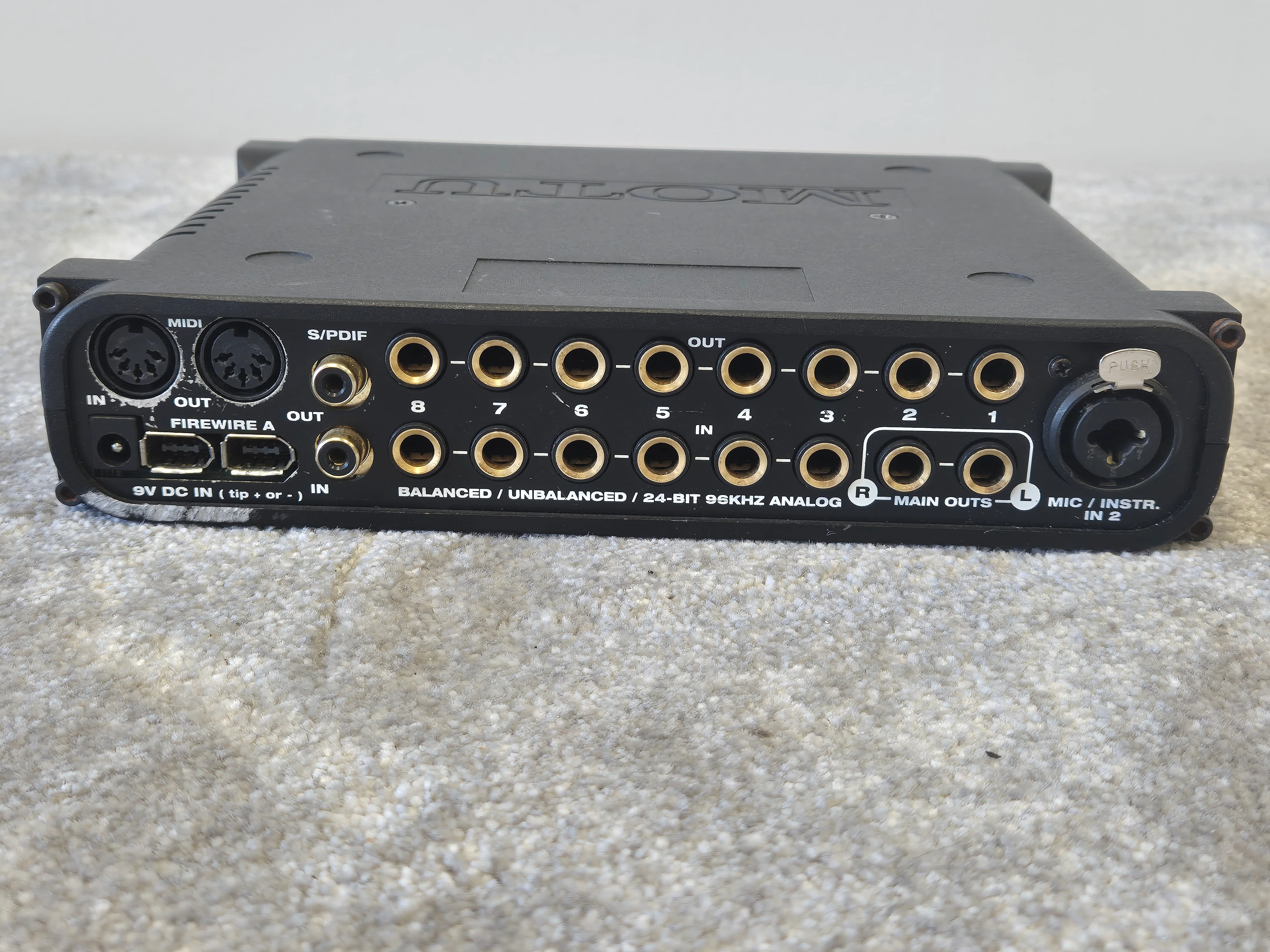The MOTU UltraLite - Versatile Firewire Audio Interface - Image 7