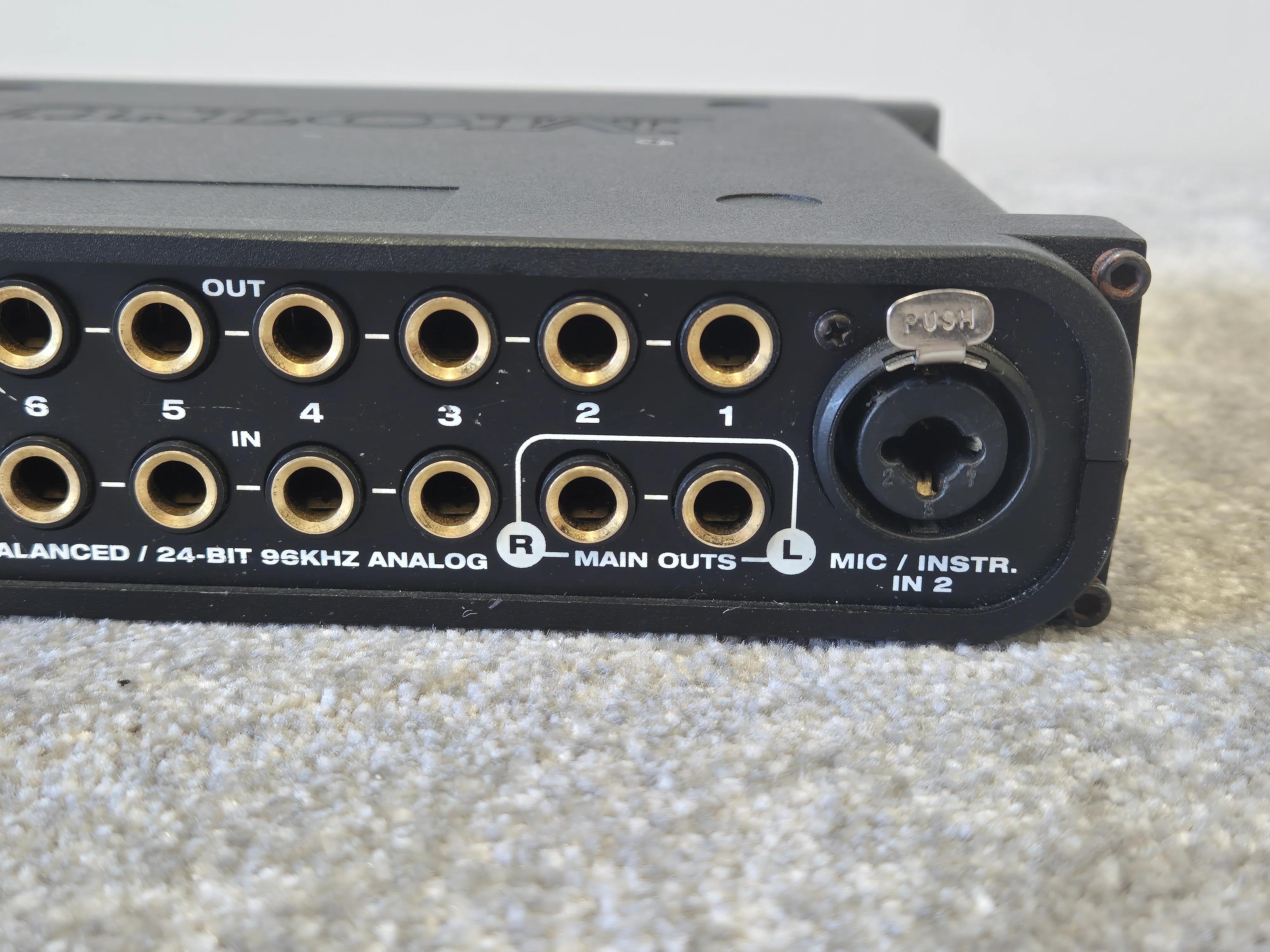 The MOTU UltraLite - Versatile Firewire Audio Interface - Image 9