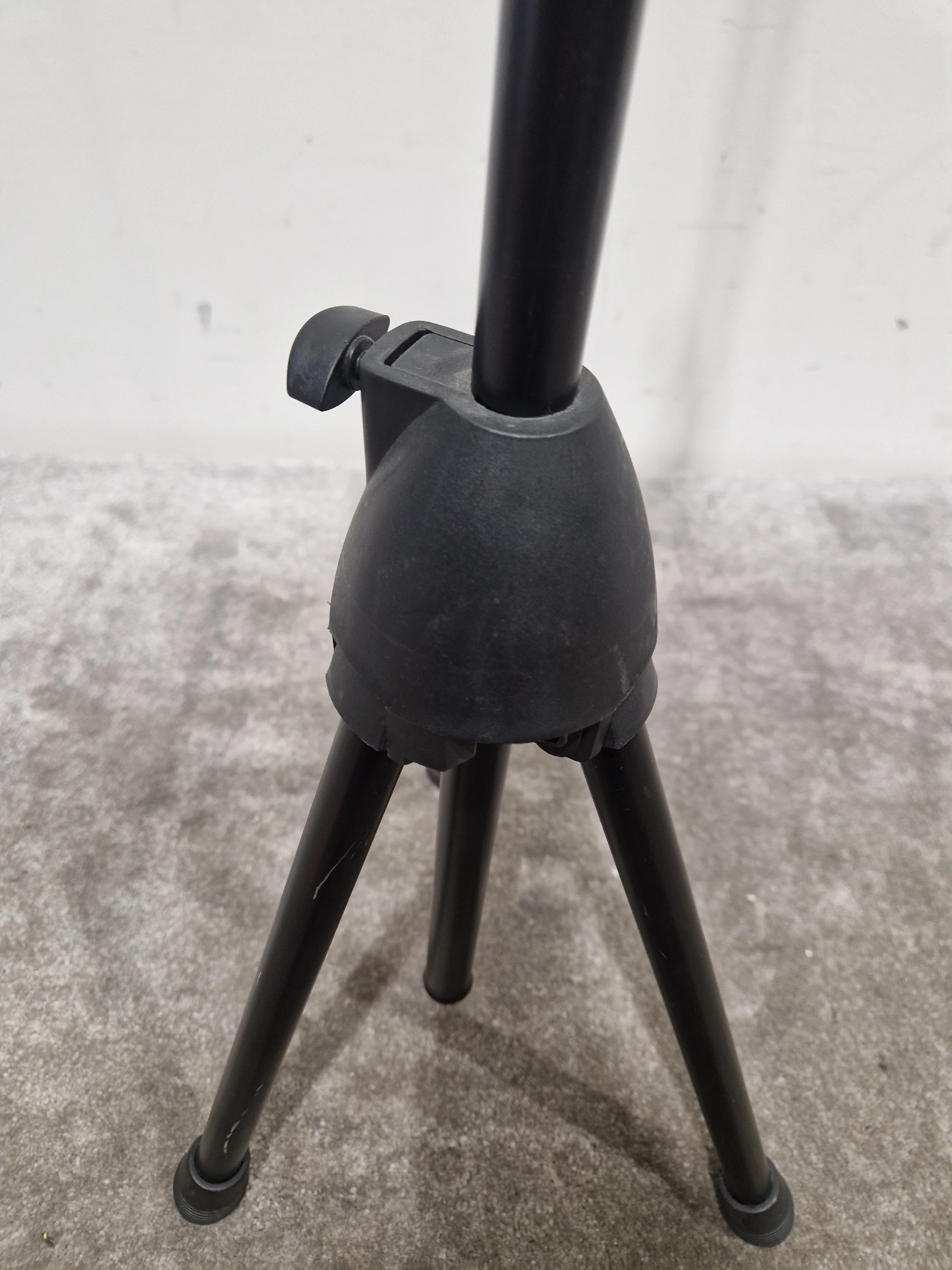 Tiger Mic Stand - Black – Microphone Stand - Good - Image 11