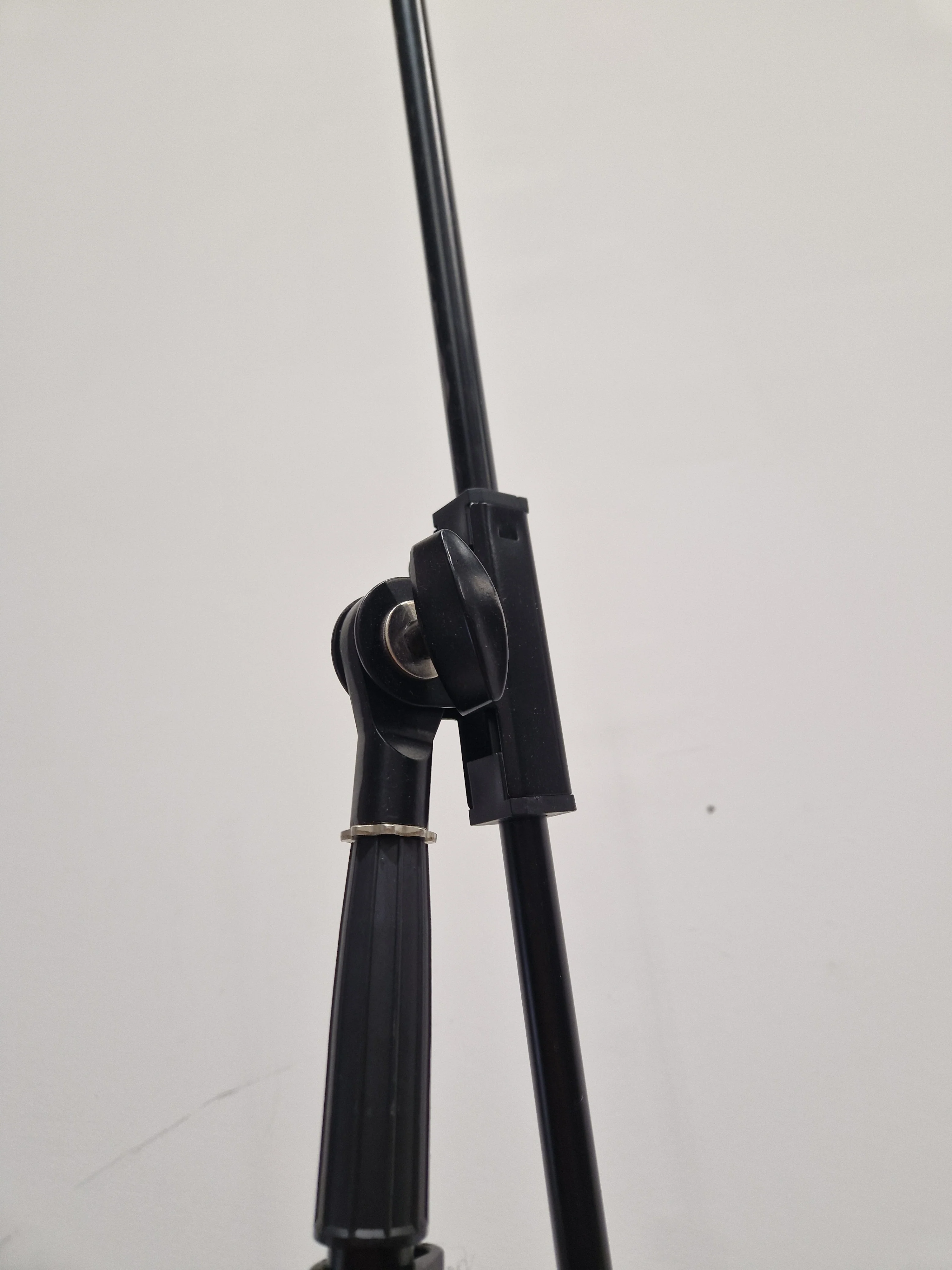 Tiger Mic Stand - Black – Microphone Stand - Good - Image 9