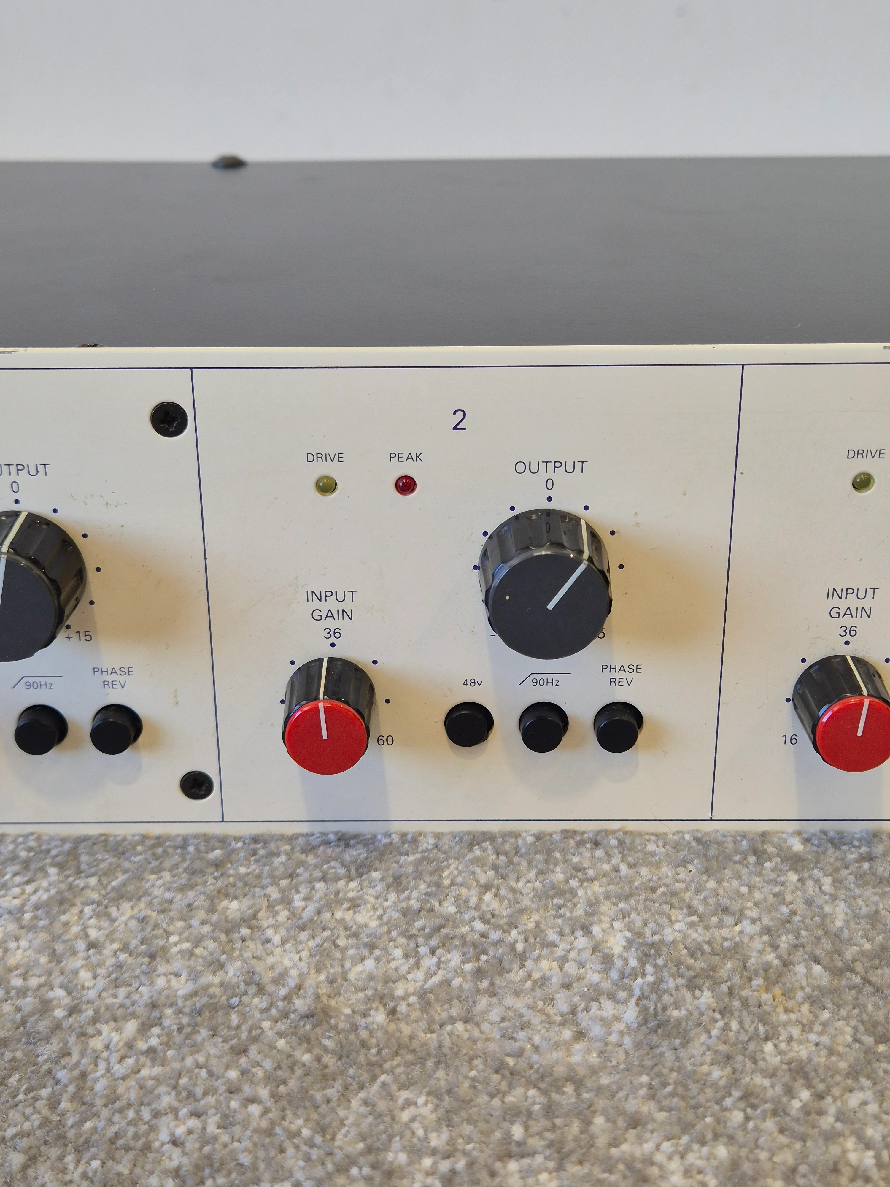 TL Audio Ivory Series 5001 Quad Valve Pre-Amplifier - Very Good Condition - Image 3