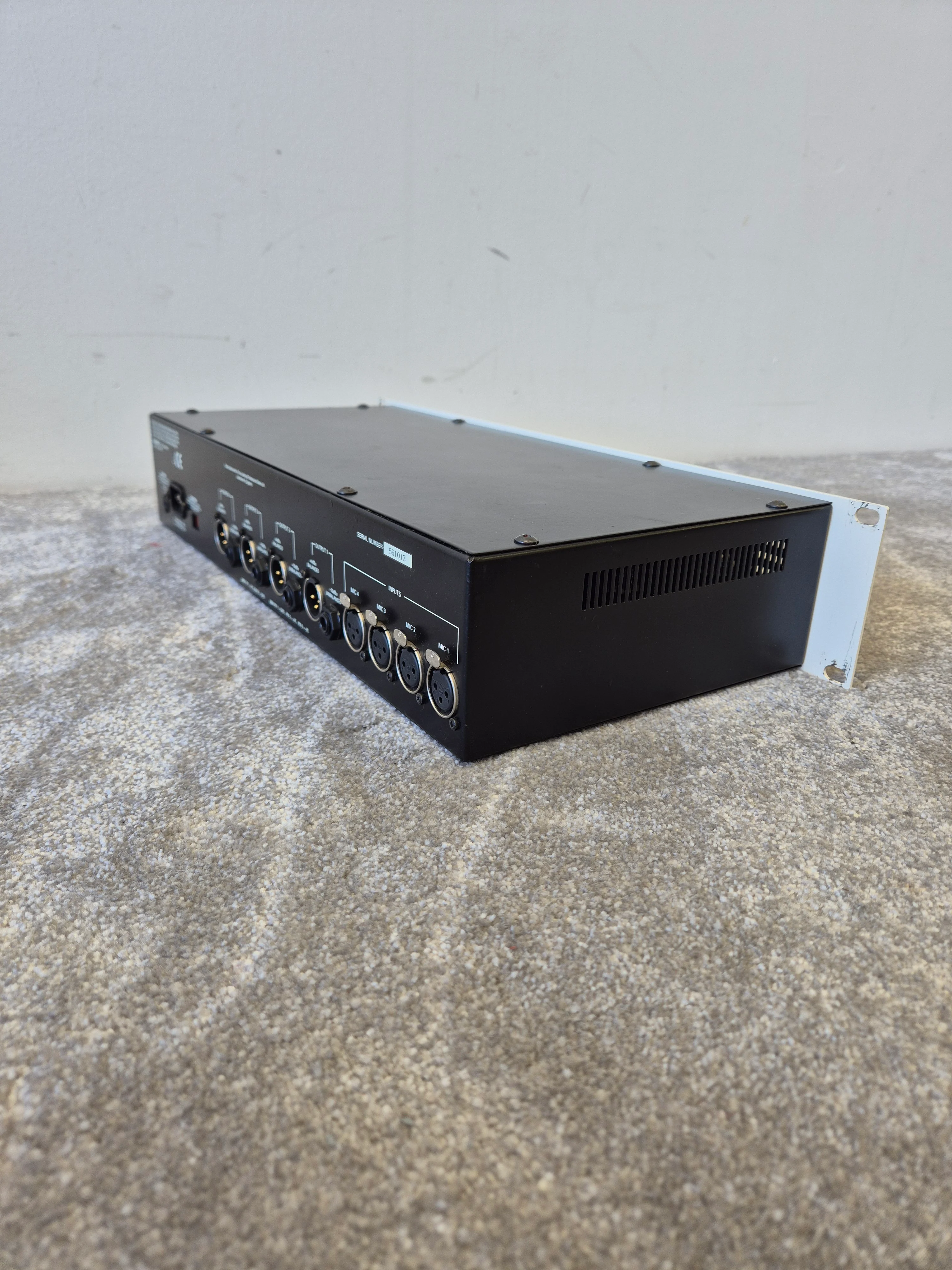 TL Audio Ivory Series 5001 Quad Valve Pre-Amplifier - Very Good Condition - Image 7