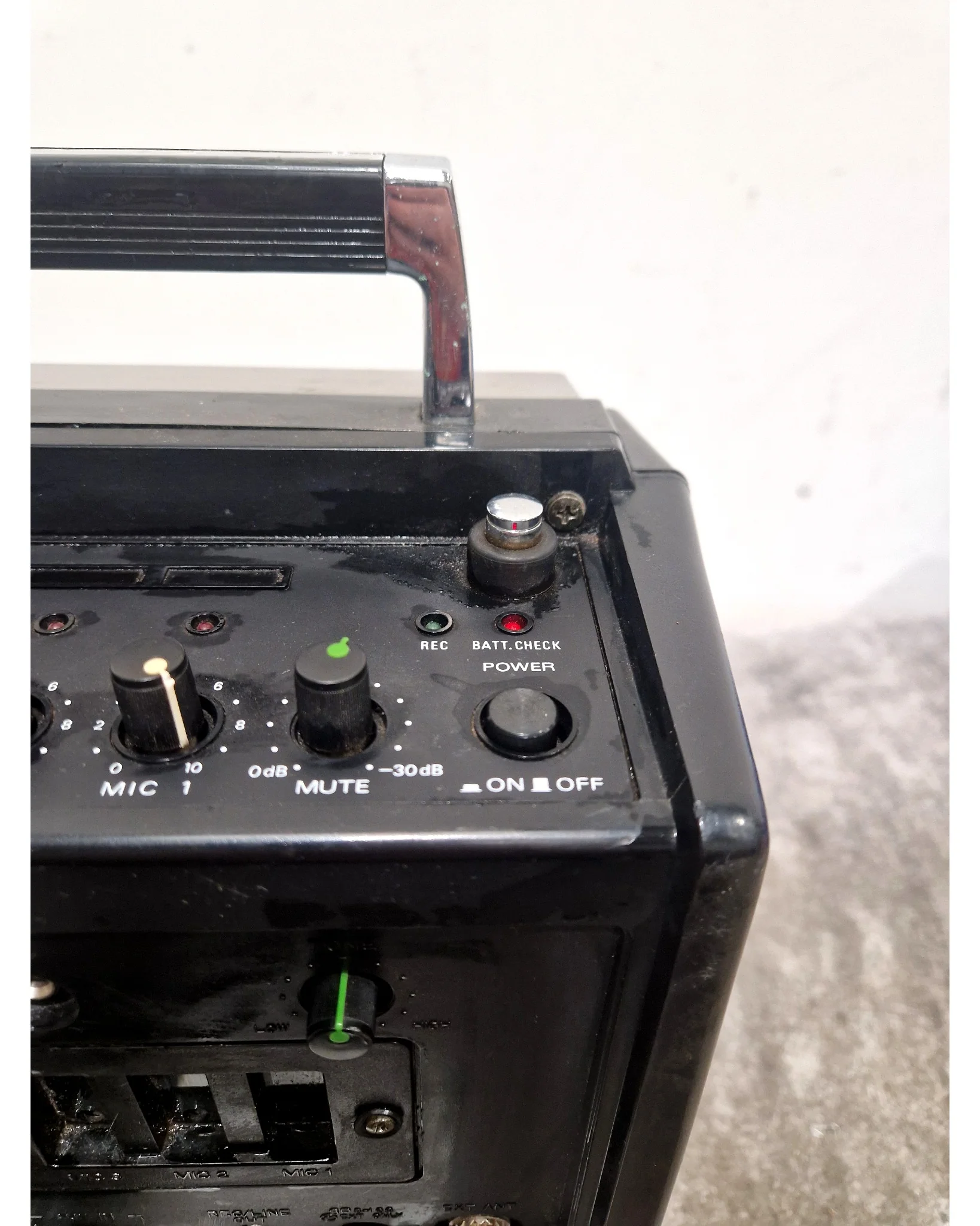 TOA WA-520C - Radio Cassette Recorder - Black - Good - Image 5