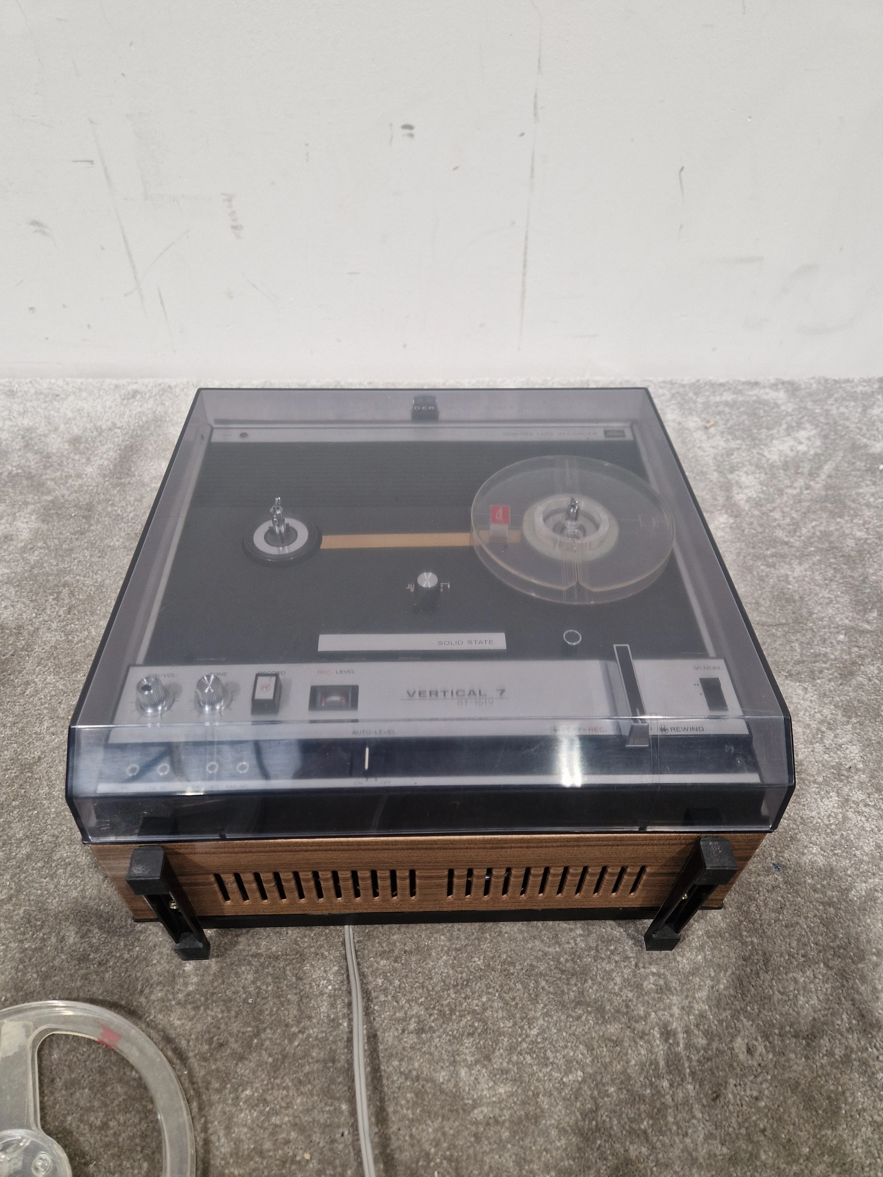 TOSHIBA GT-701V-9A - Vintage Cassette Deck - Spares or Repair - Image 2