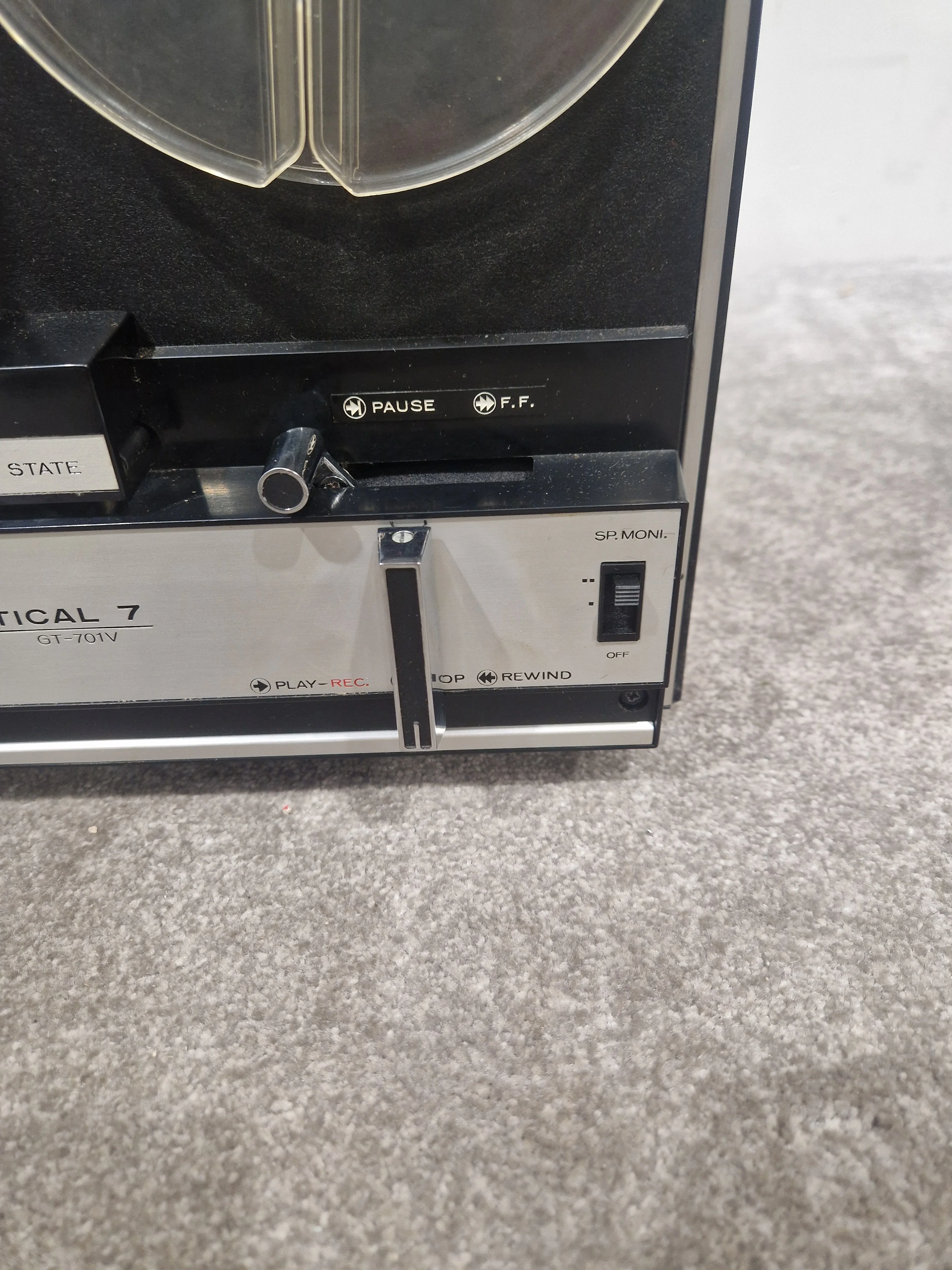 TOSHIBA GT-701V-9A - Vintage Cassette Deck - Spares or Repair - Image 3