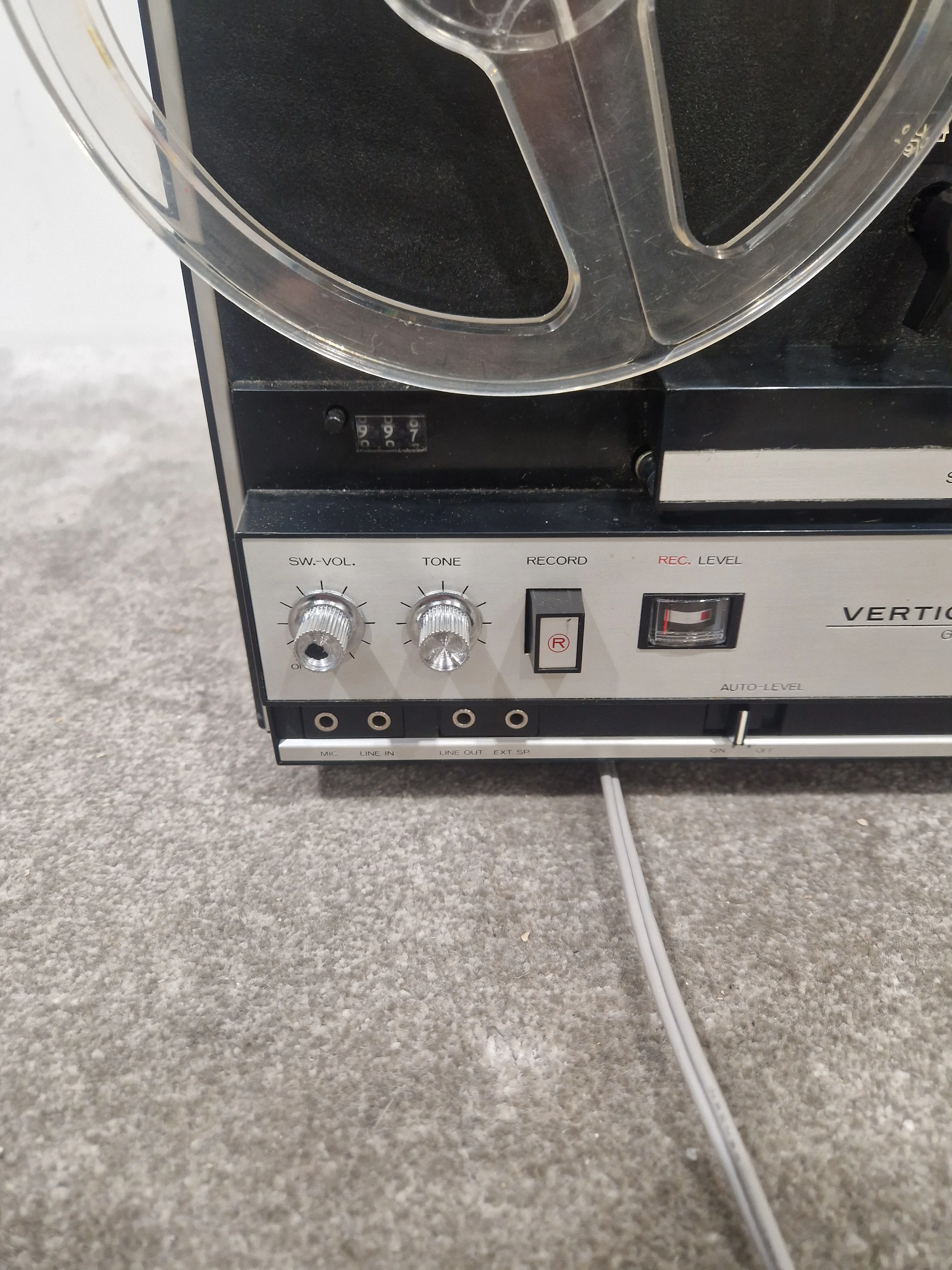 TOSHIBA GT-701V-9A - Vintage Cassette Deck - Spares or Repair - Image 8