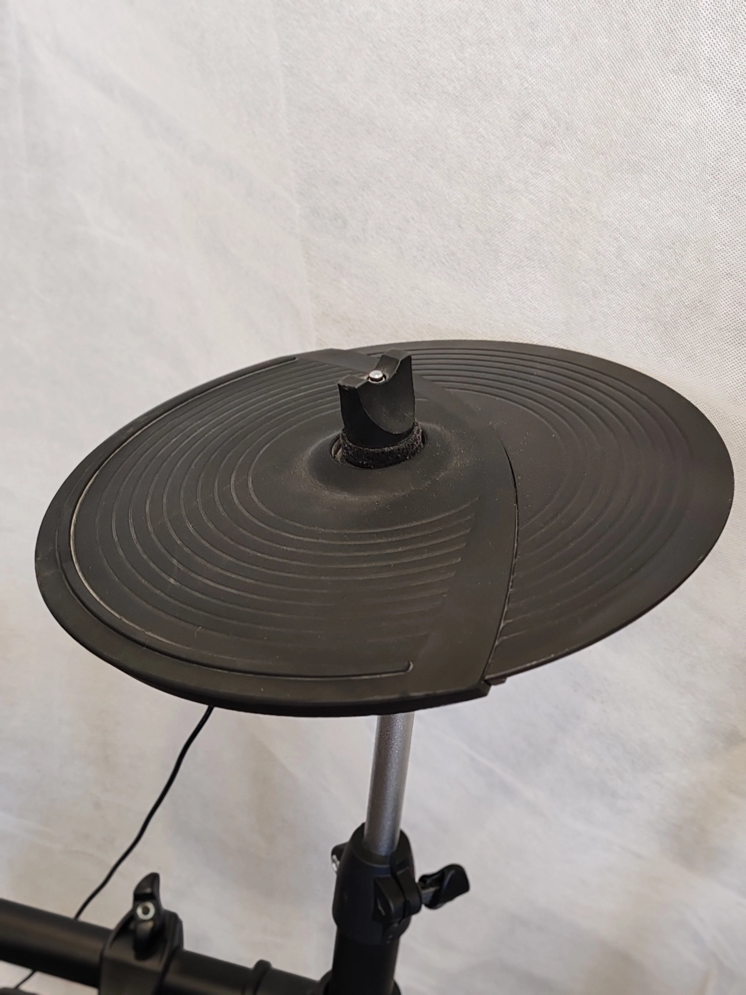 Tourtech TT-22M Electronic Drum Kit – Excellent Condition | Mesh Pads, Multi-Zone Triggers, Built-In Sound Module - Image 9