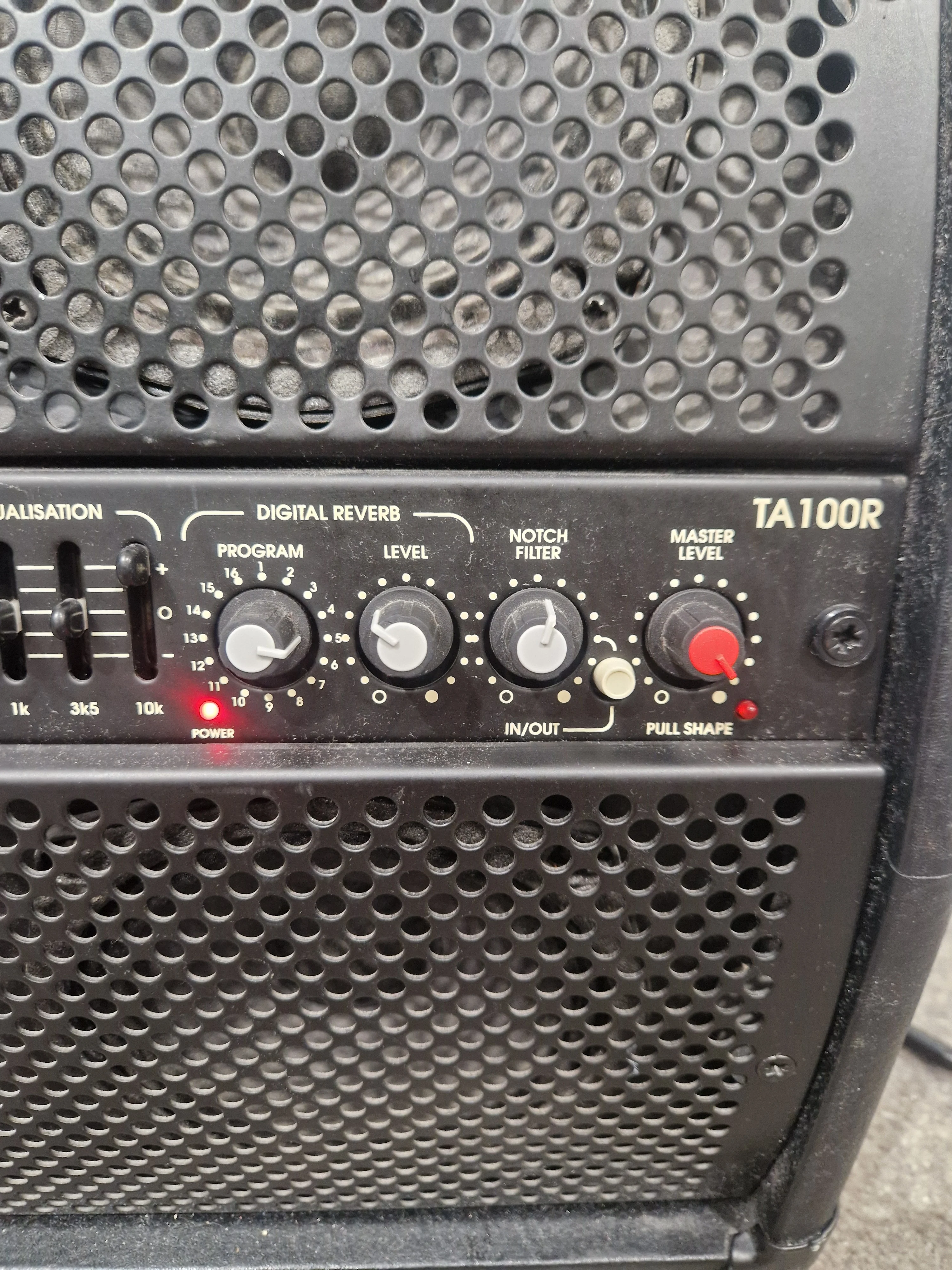 Trace Acoustic TA100R Amplifier - 2 Channels - Good w/ Power Supply - Image 5