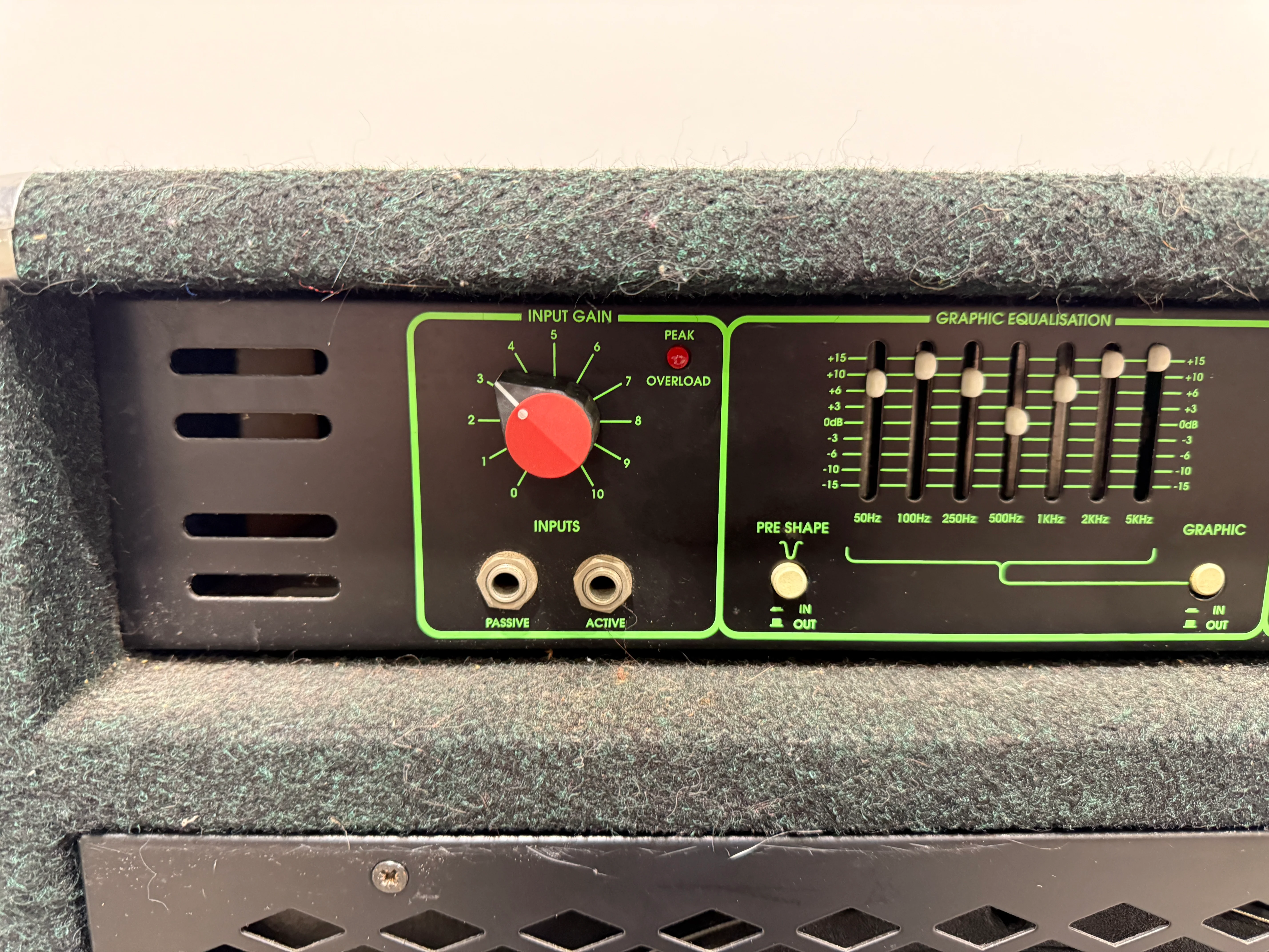 Trace Elliot - 7215 SMC GP7 Combo Bass Amplifier - 300 Watt - Image 12