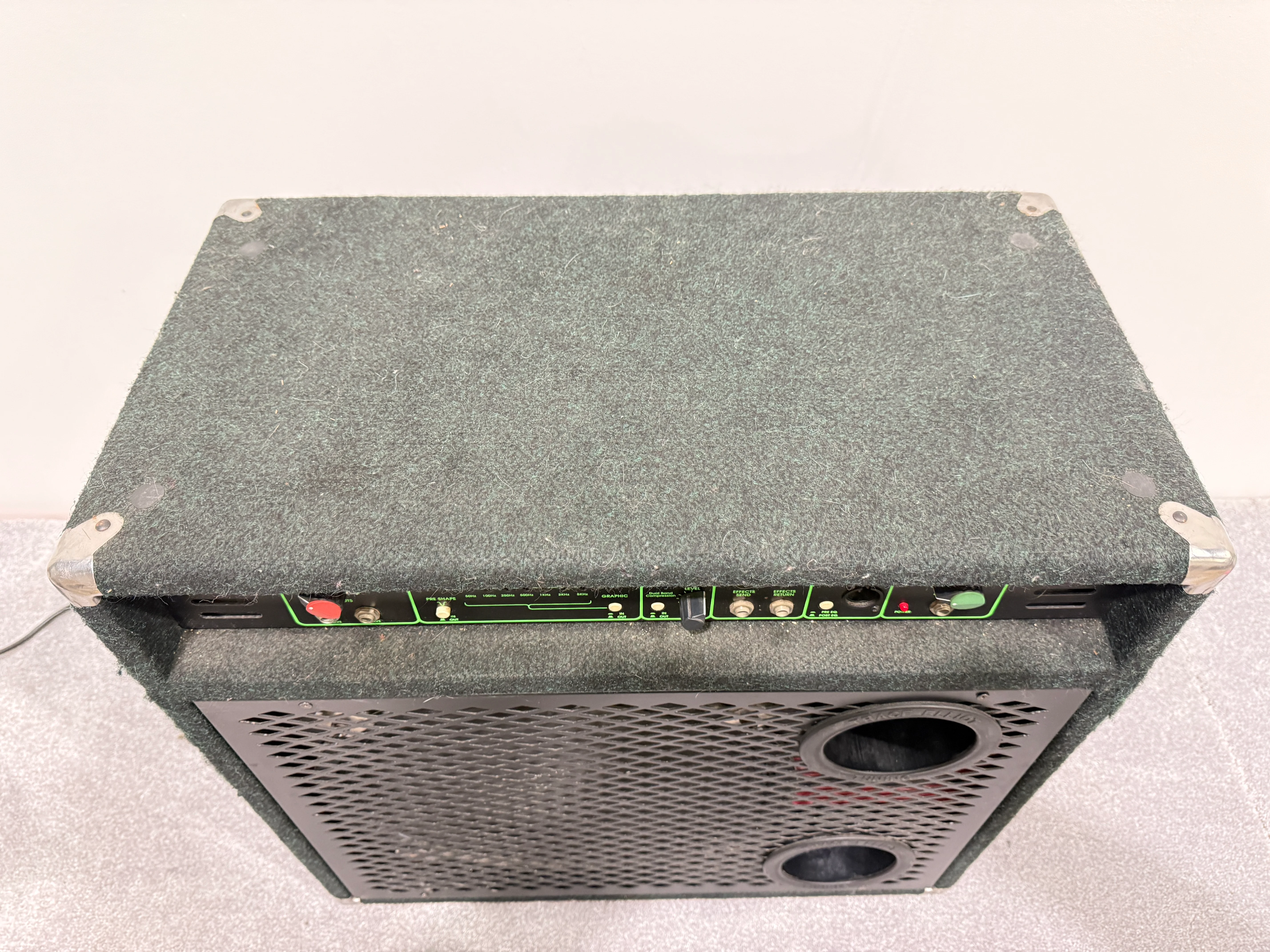 Trace Elliot - 7215 SMC GP7 Combo Bass Amplifier - 300 Watt - Image 15