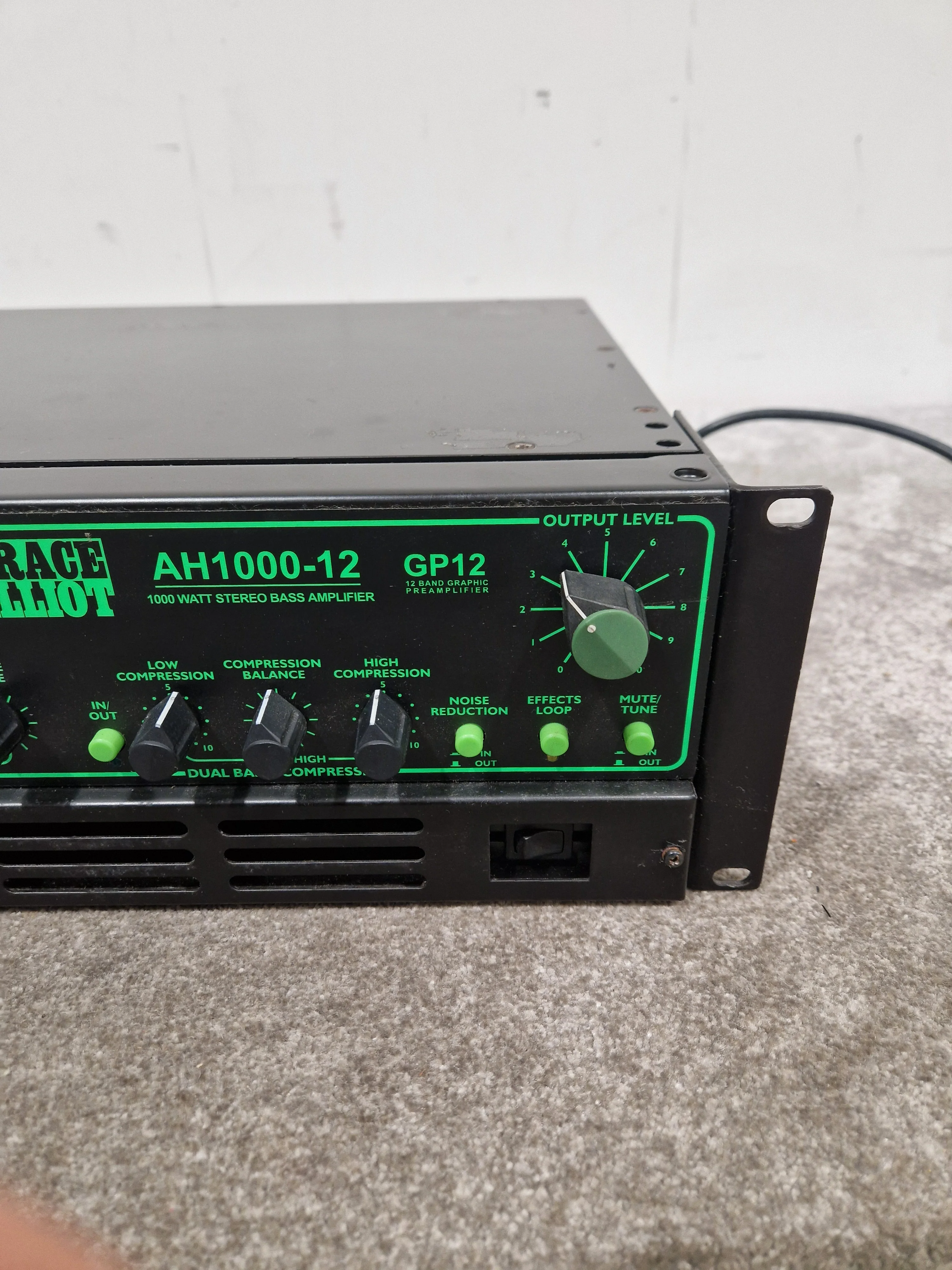 Trace Elliot AH 1000-12 - Bass Amp Head - Good w/ Power Supply - Image 11