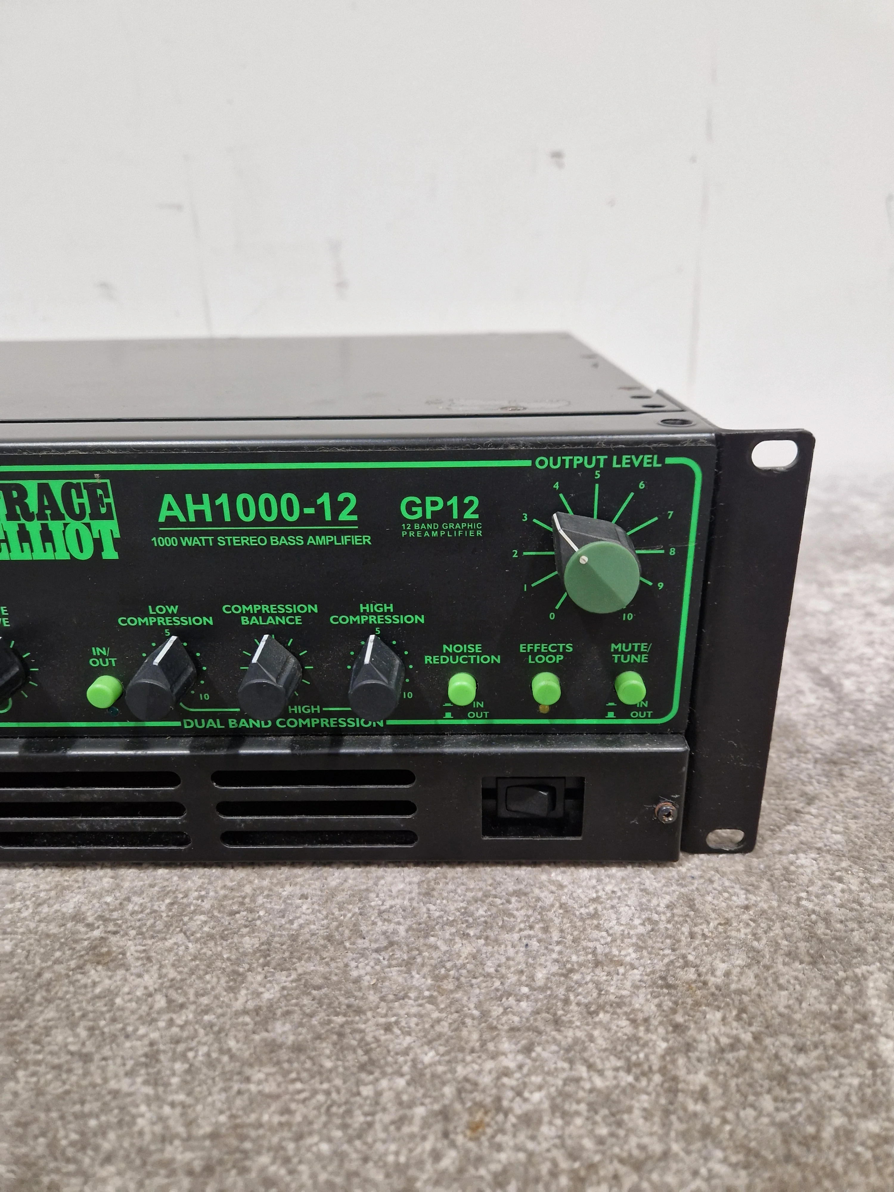 Trace Elliot AH 1000-12 - Bass Amp Head - Good w/ Power Supply - Image 4