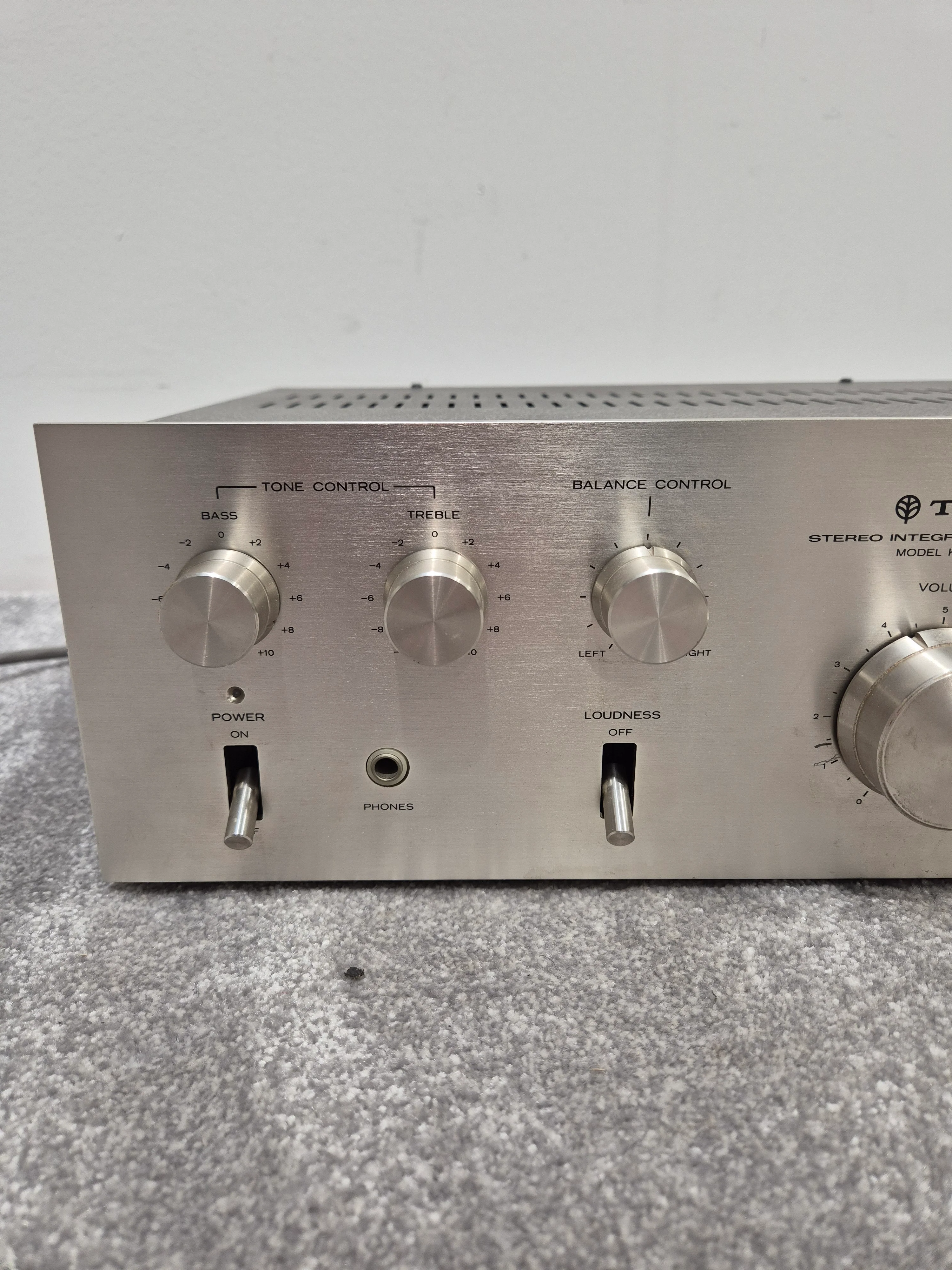 Trio KA-3300 - Vintage Integrated Amplifier - Image 2