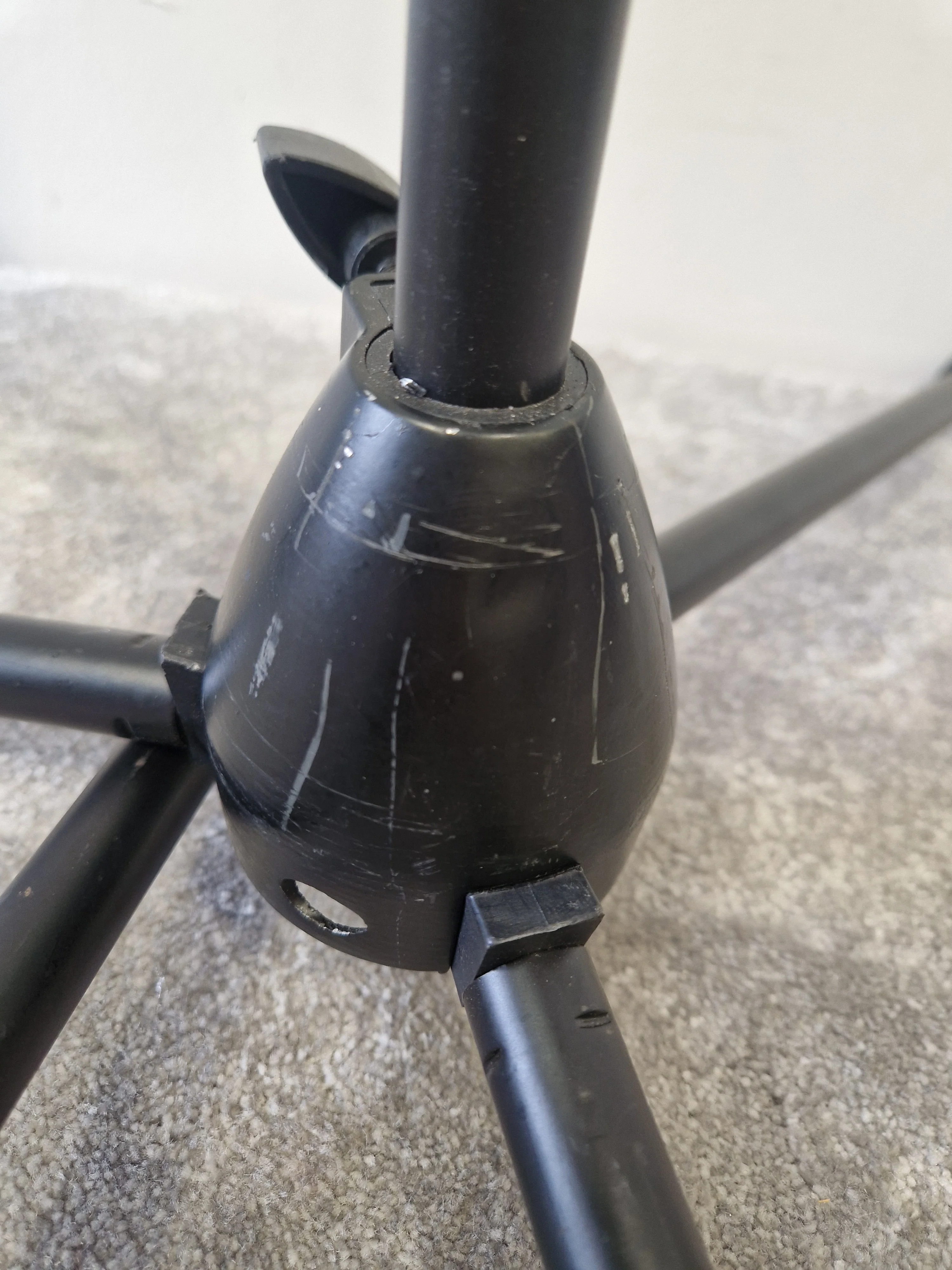 Pulse Microphone stands Set of 4 – Very Good - w/ Gig Bag - Image 4