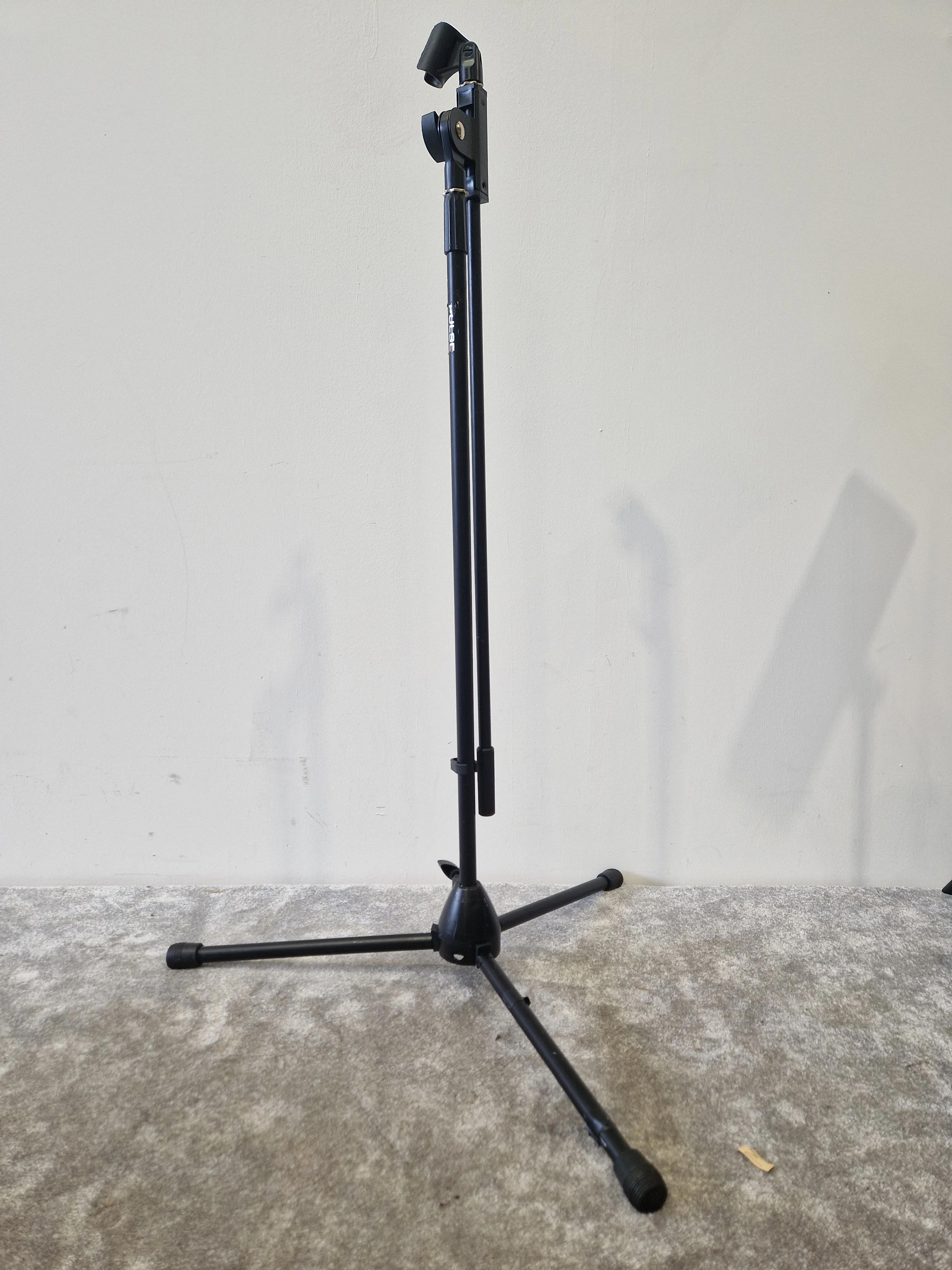 Pulse Microphone stands Set of 4 – Very Good - w/ Gig Bag - Image 5